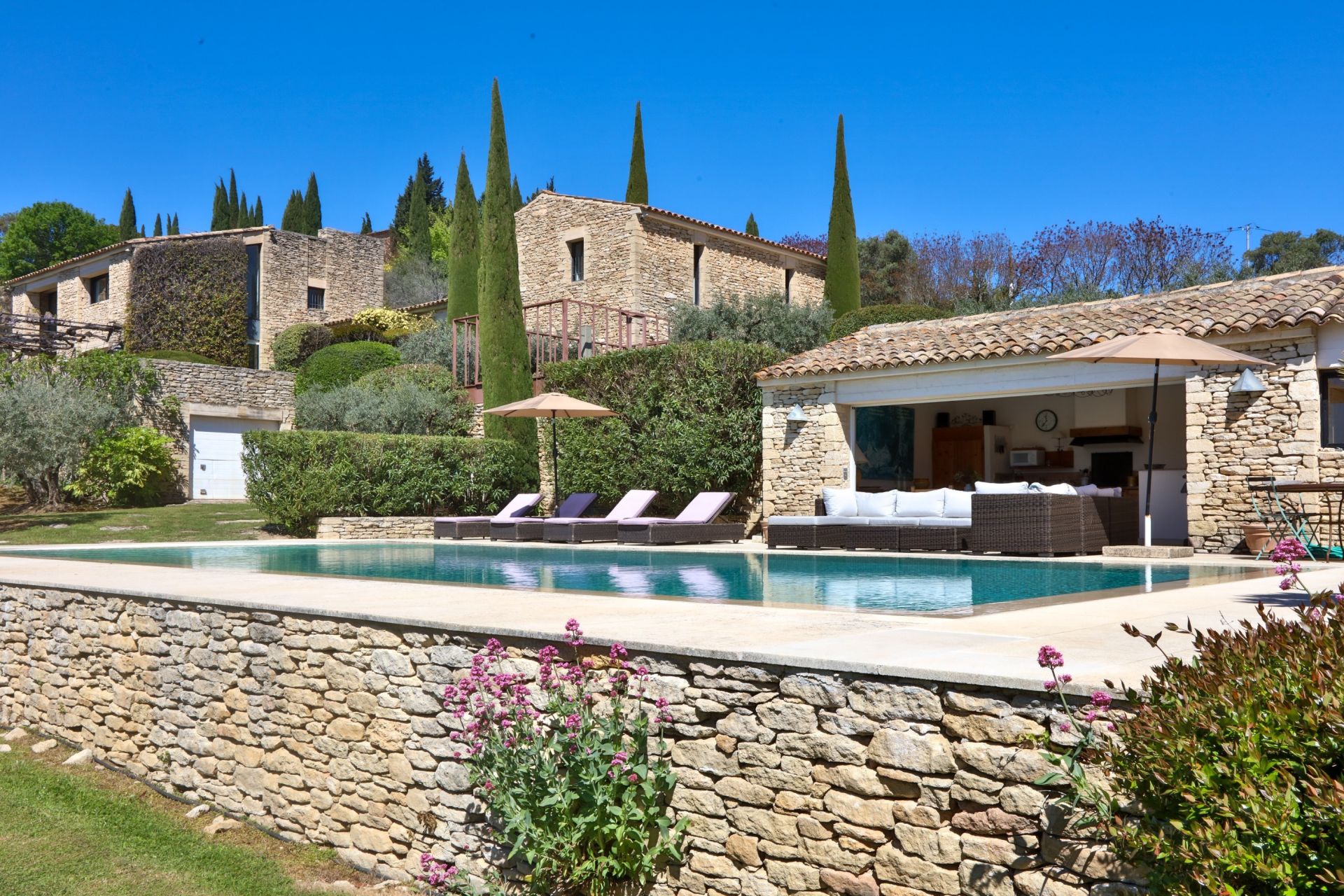 maison de luxe 10 Pièces en vente sur GORDES (84220)