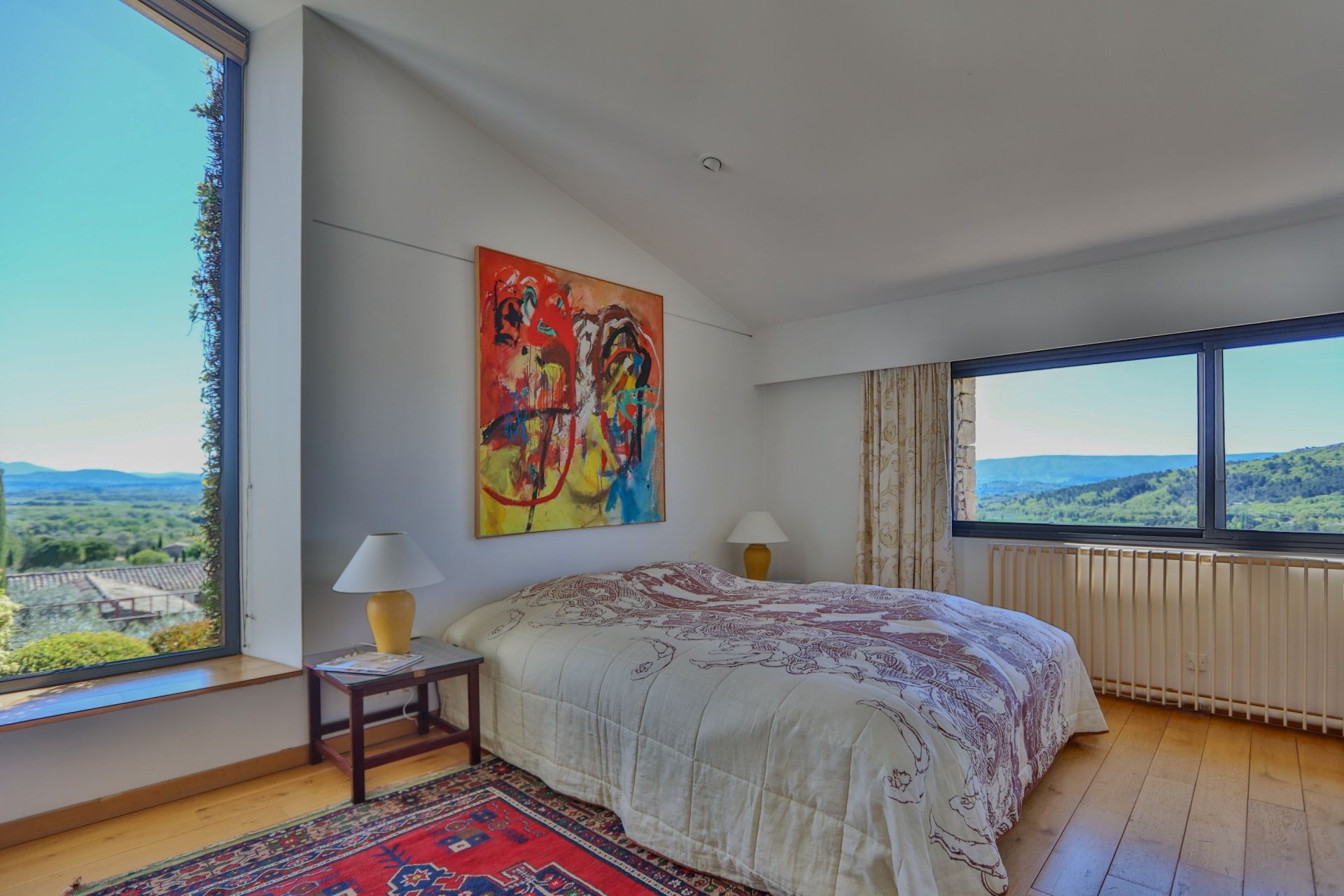 luxury house 10 Rooms for sale on GORDES (84220)