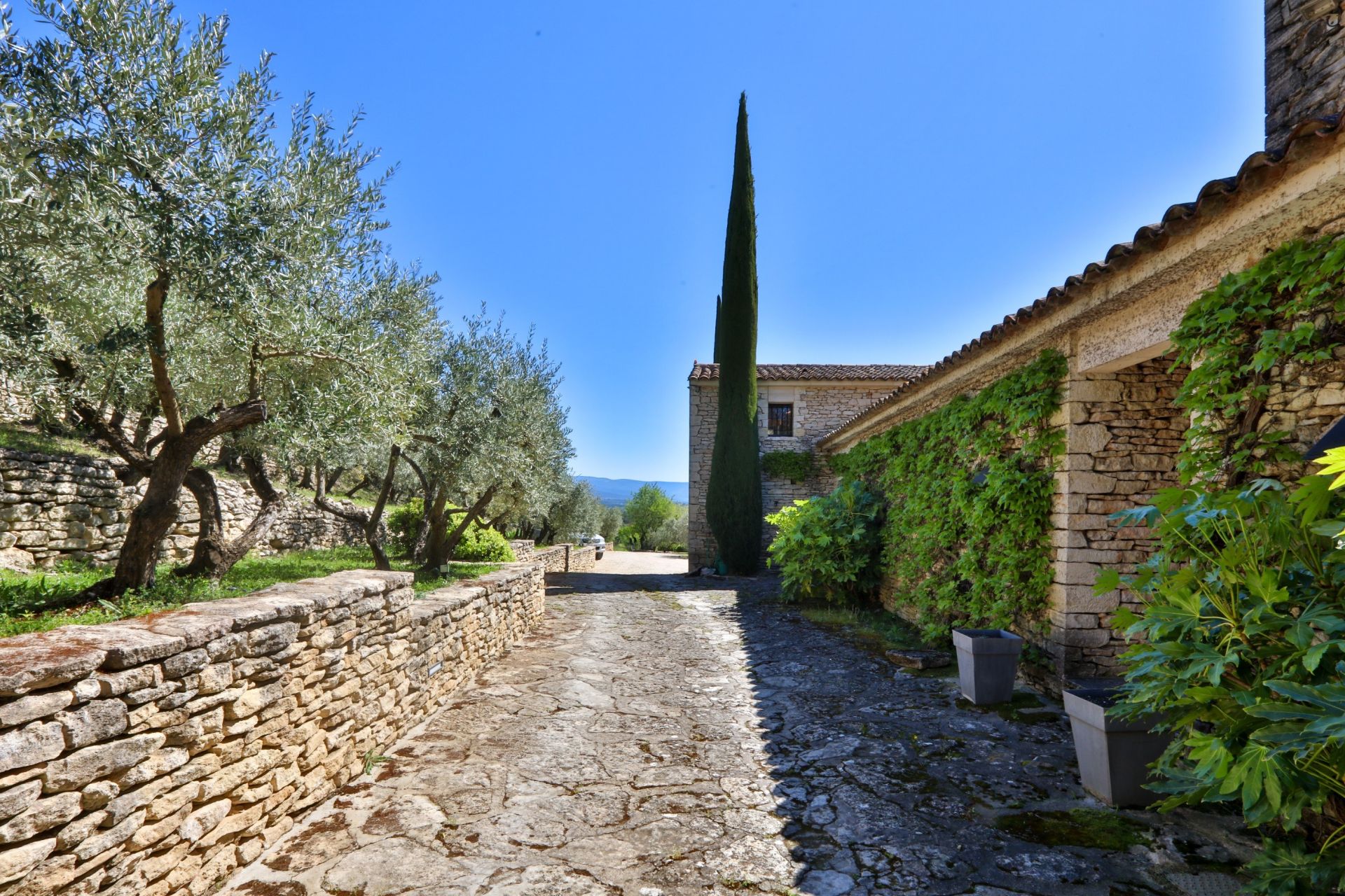 maison de luxe 10 Pièces en vente sur GORDES (84220)