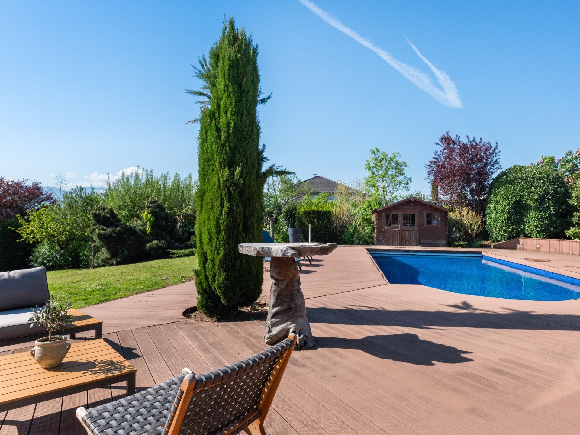 luxury house 7 Rooms for sale on VETRAZ MONTHOUX (74100)