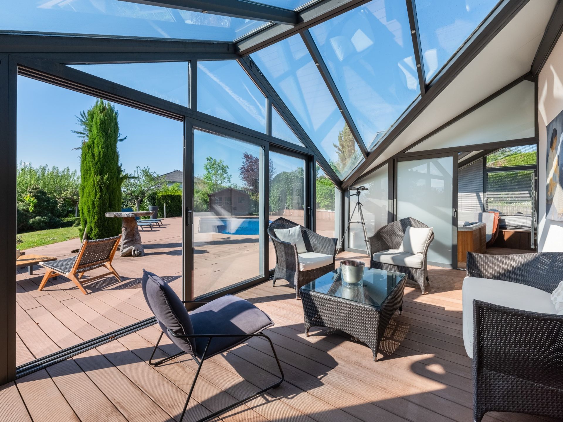 luxury house 7 Rooms for sale on VETRAZ MONTHOUX (74100)