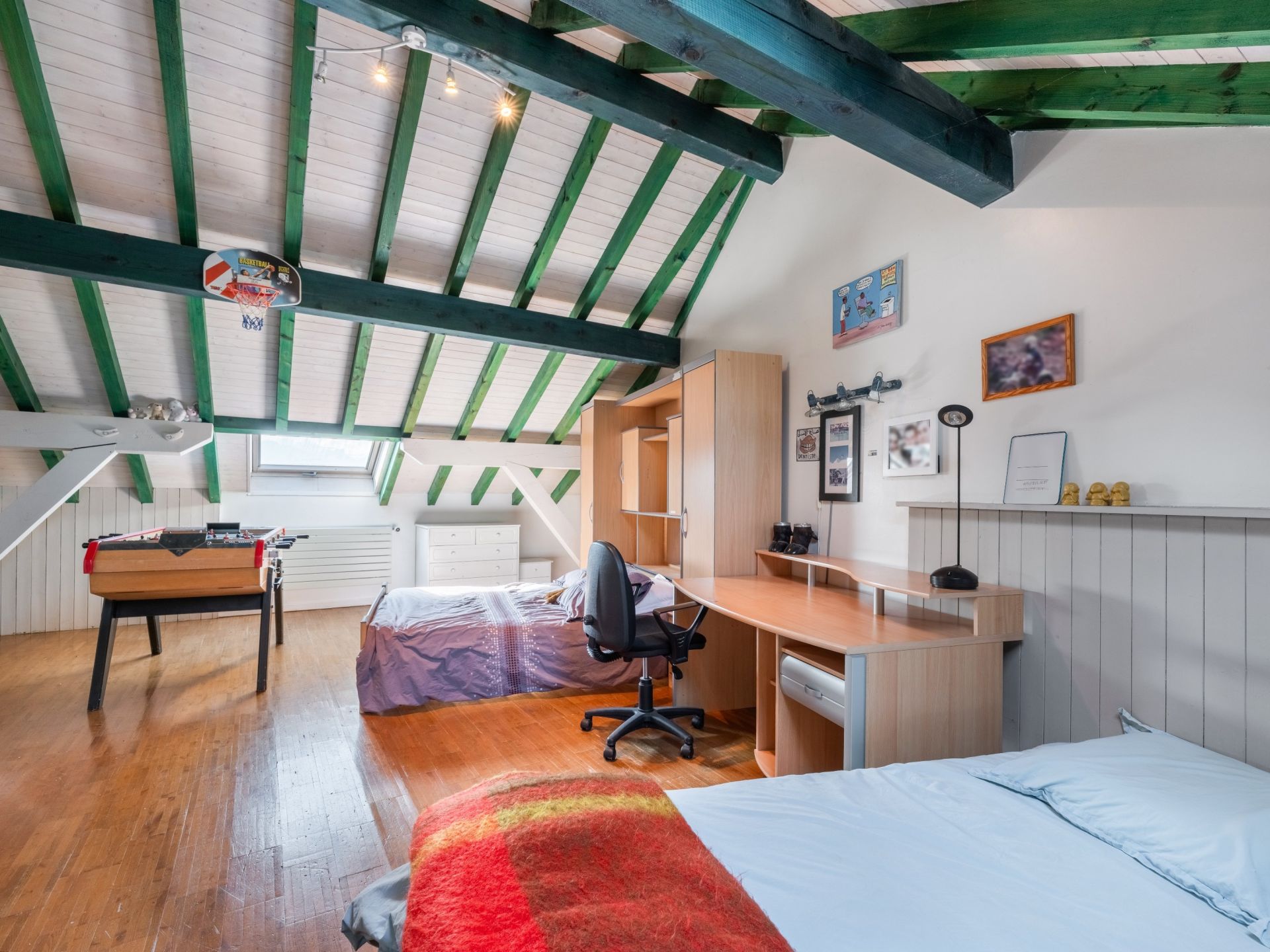 luxury house 7 Rooms for sale on VETRAZ MONTHOUX (74100)