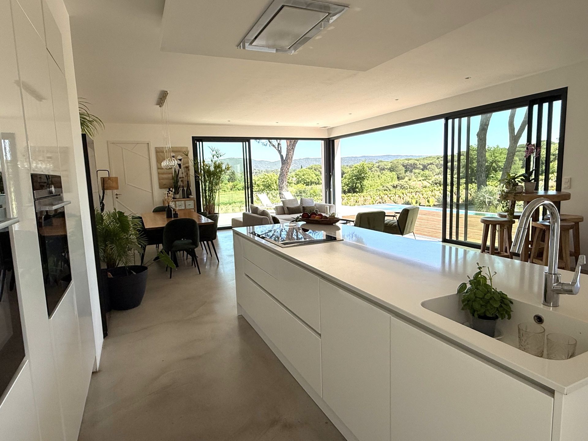 maison contemporaine 7 Pièces en vente sur VIDAUBAN (83550)