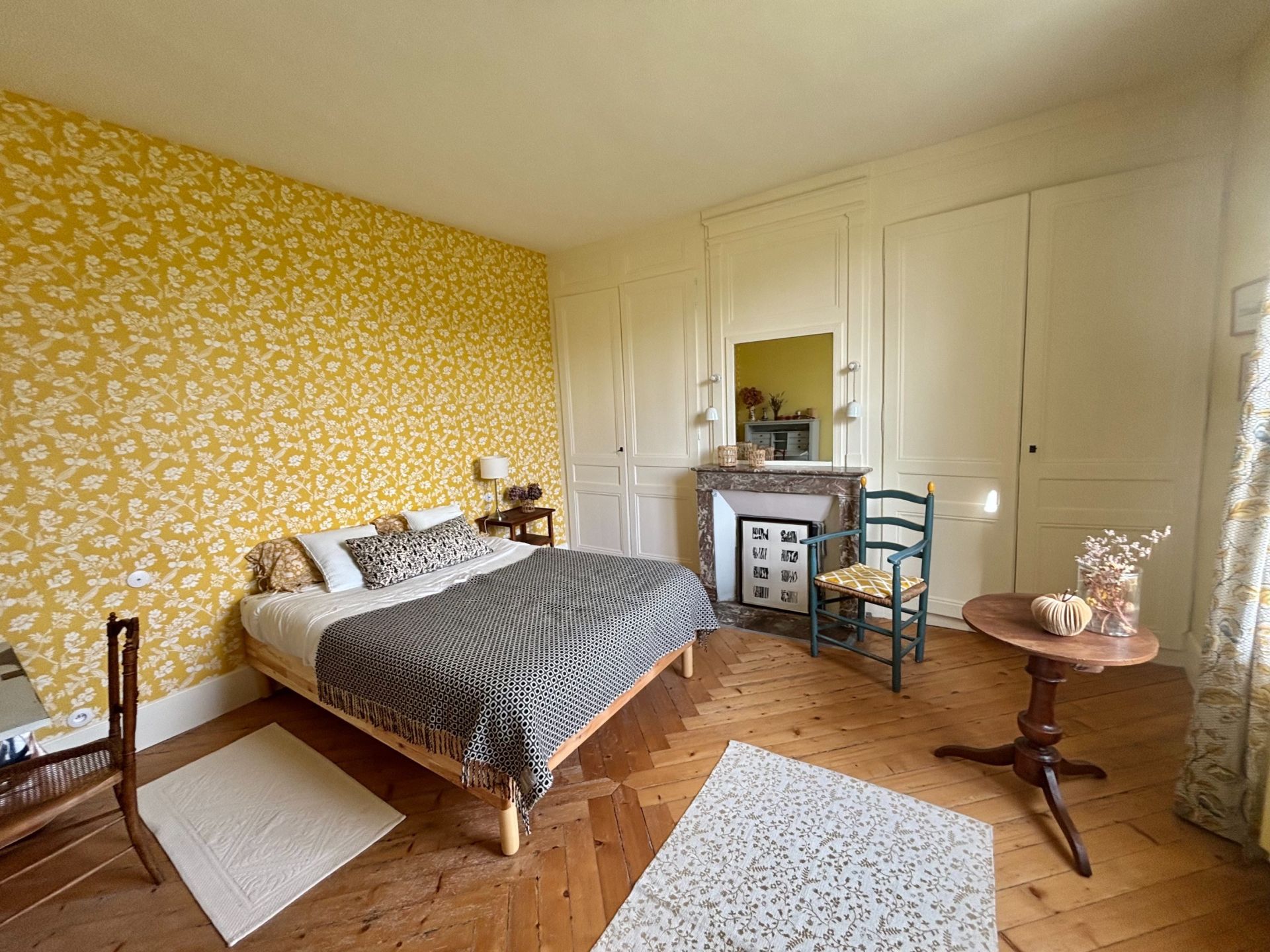 luxury house 9 Rooms for sale on CORMEILLES (27260)