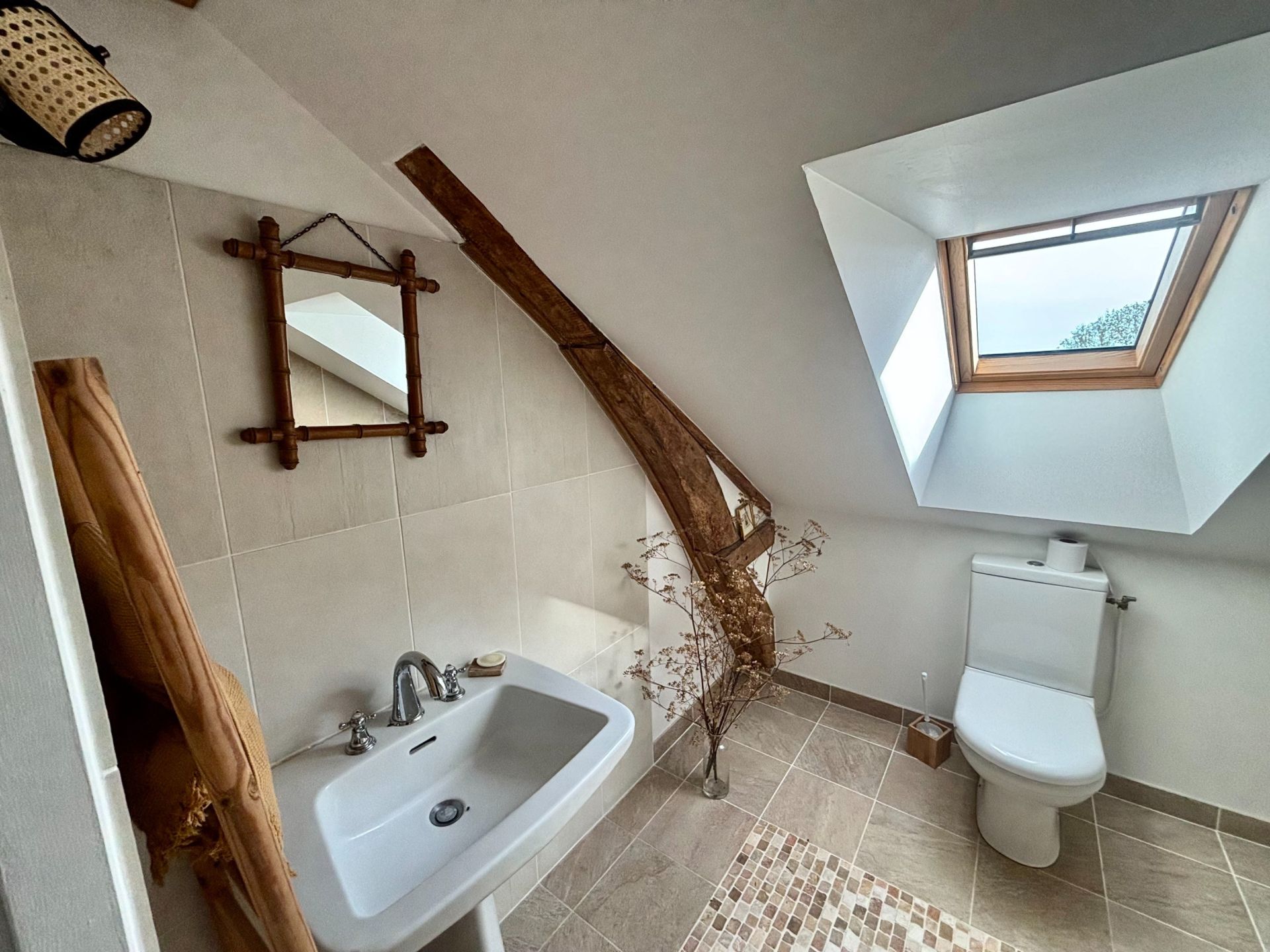 luxury house 9 Rooms for sale on CORMEILLES (27260)