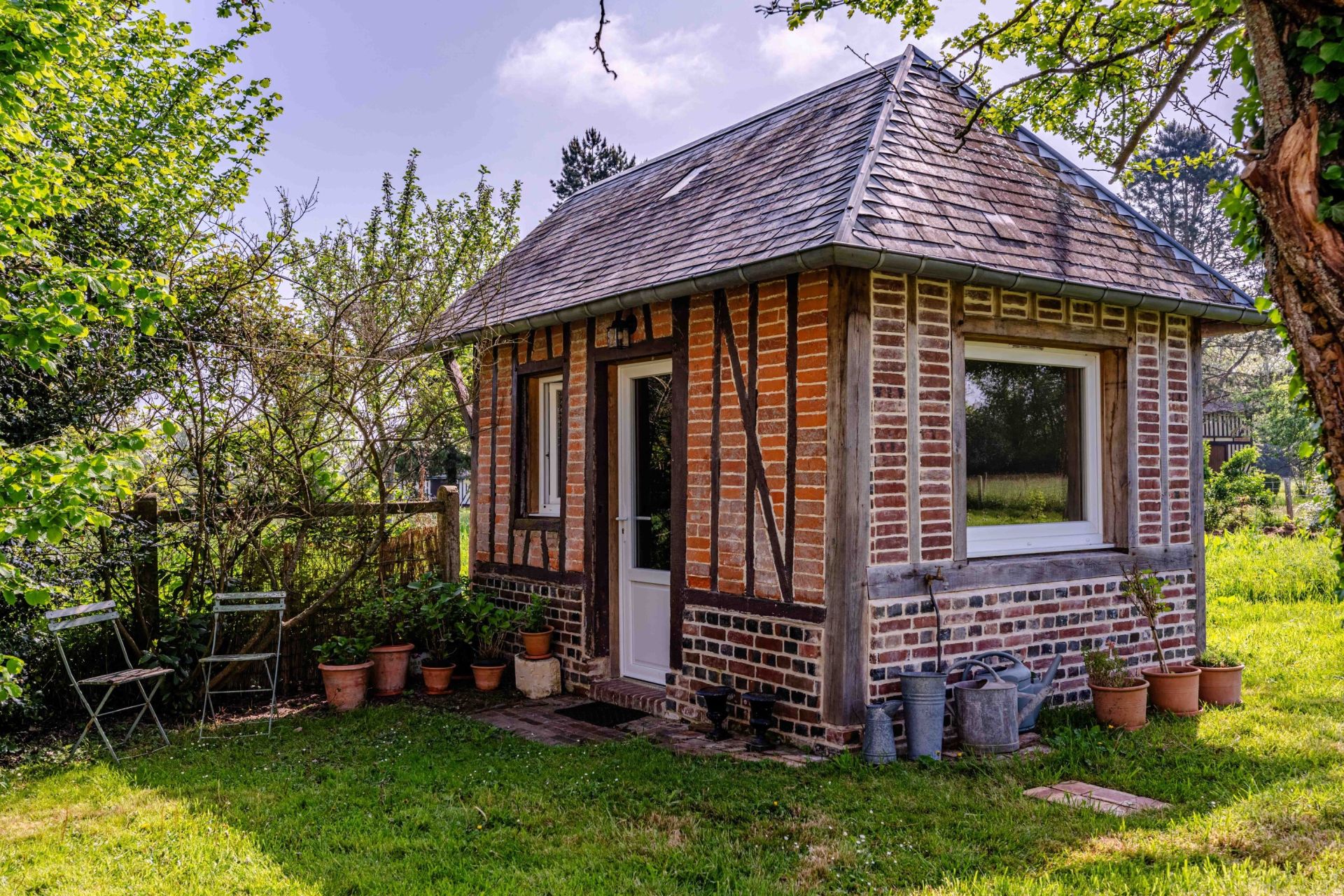 luxury house 9 Rooms for sale on CORMEILLES (27260)