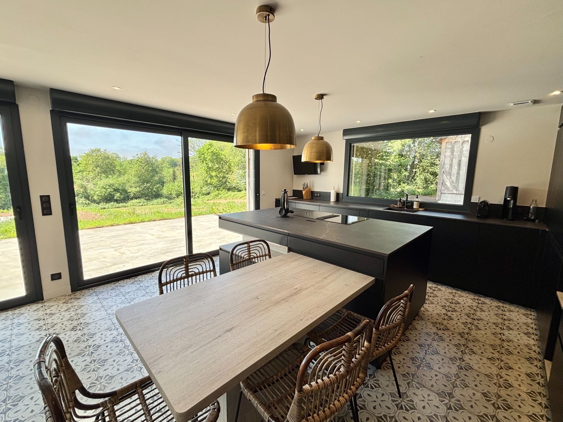 luxury house 6 Rooms for sale on GLANVILLE (14950)