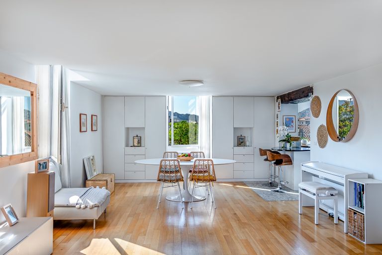 triplex de luxe 4 Pièces en vente sur MARSEILLE (13009)