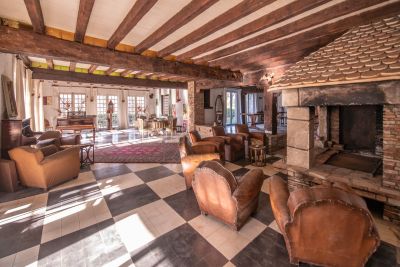 Sale Manor house Nantes 15 Rooms 670 m²