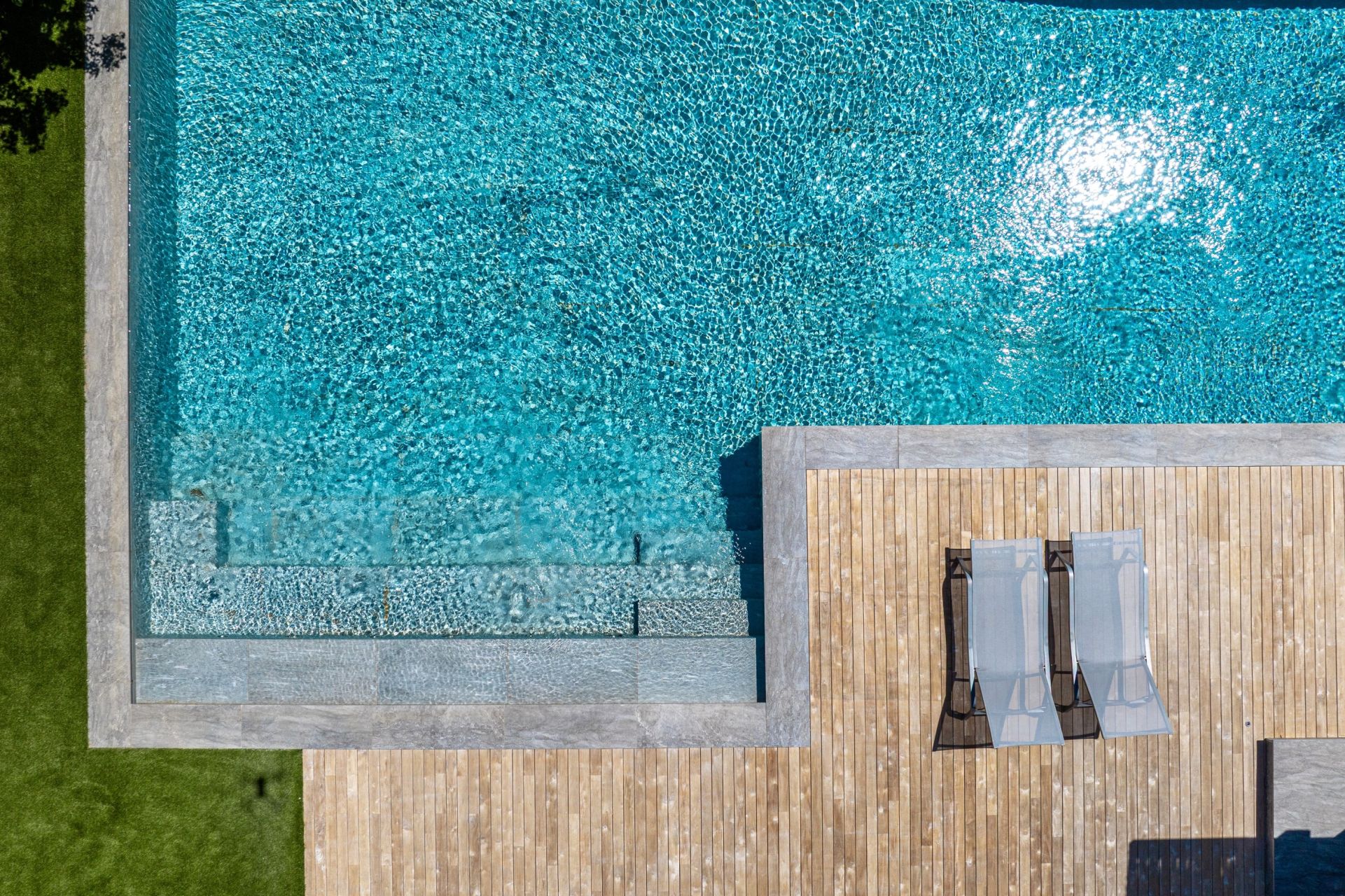 villa de luxe 7 Pièces en location saisonnière sur PORTO VECCHIO (20137)