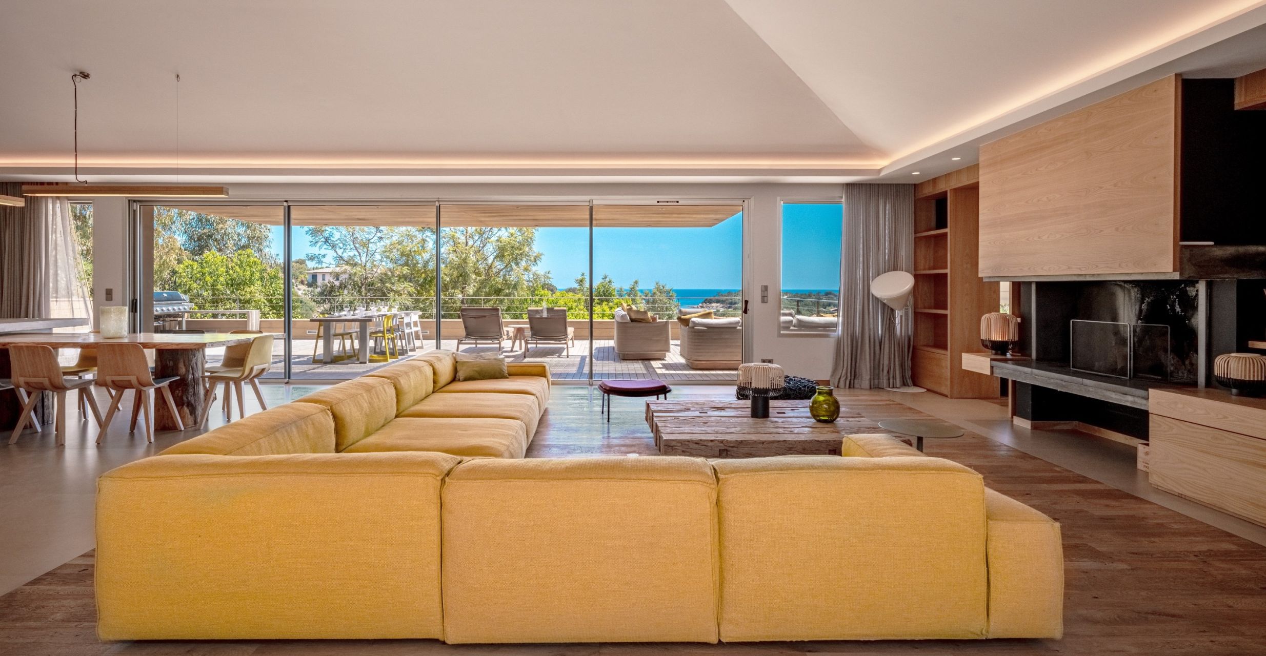 villa de luxe 7 Pièces en location saisonnière sur PORTO VECCHIO (20137)