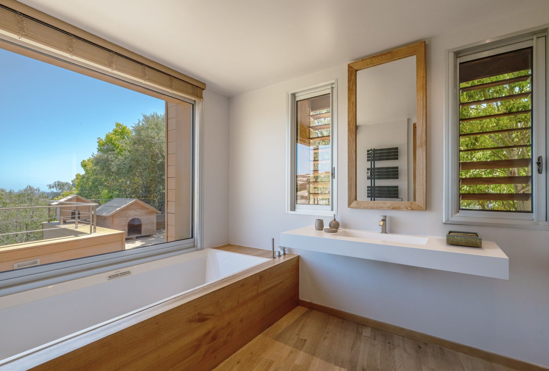 villa de luxe 7 Pièces en location saisonnière sur PORTO VECCHIO (20137)