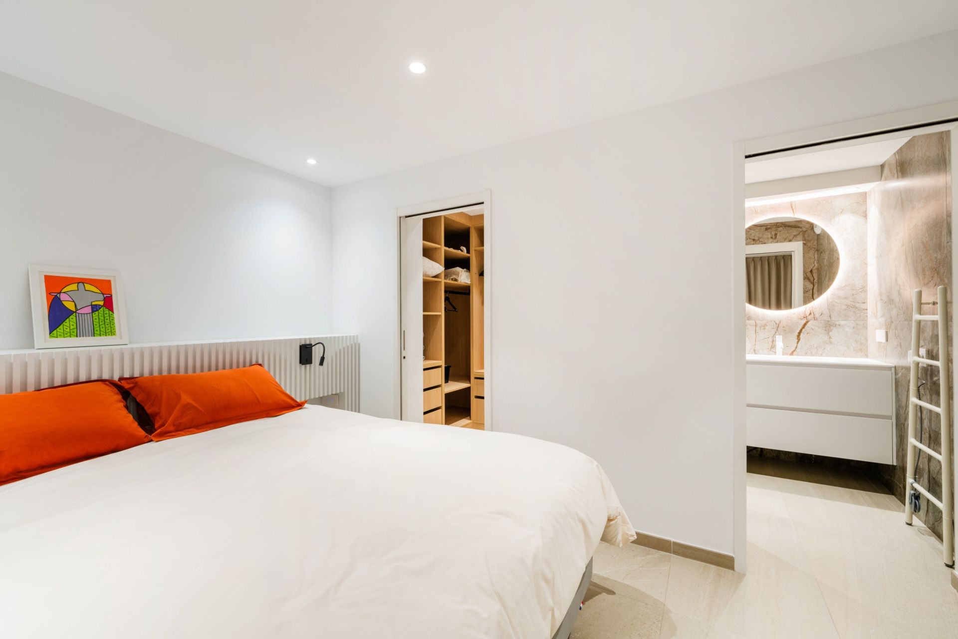 luxury house 5 Rooms for sale on SANARY SUR MER (83110)