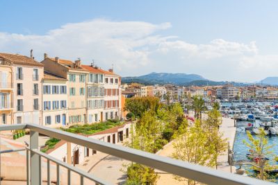 Sale Luxury house Sanary-sur-Mer 5 Rooms 231 m²