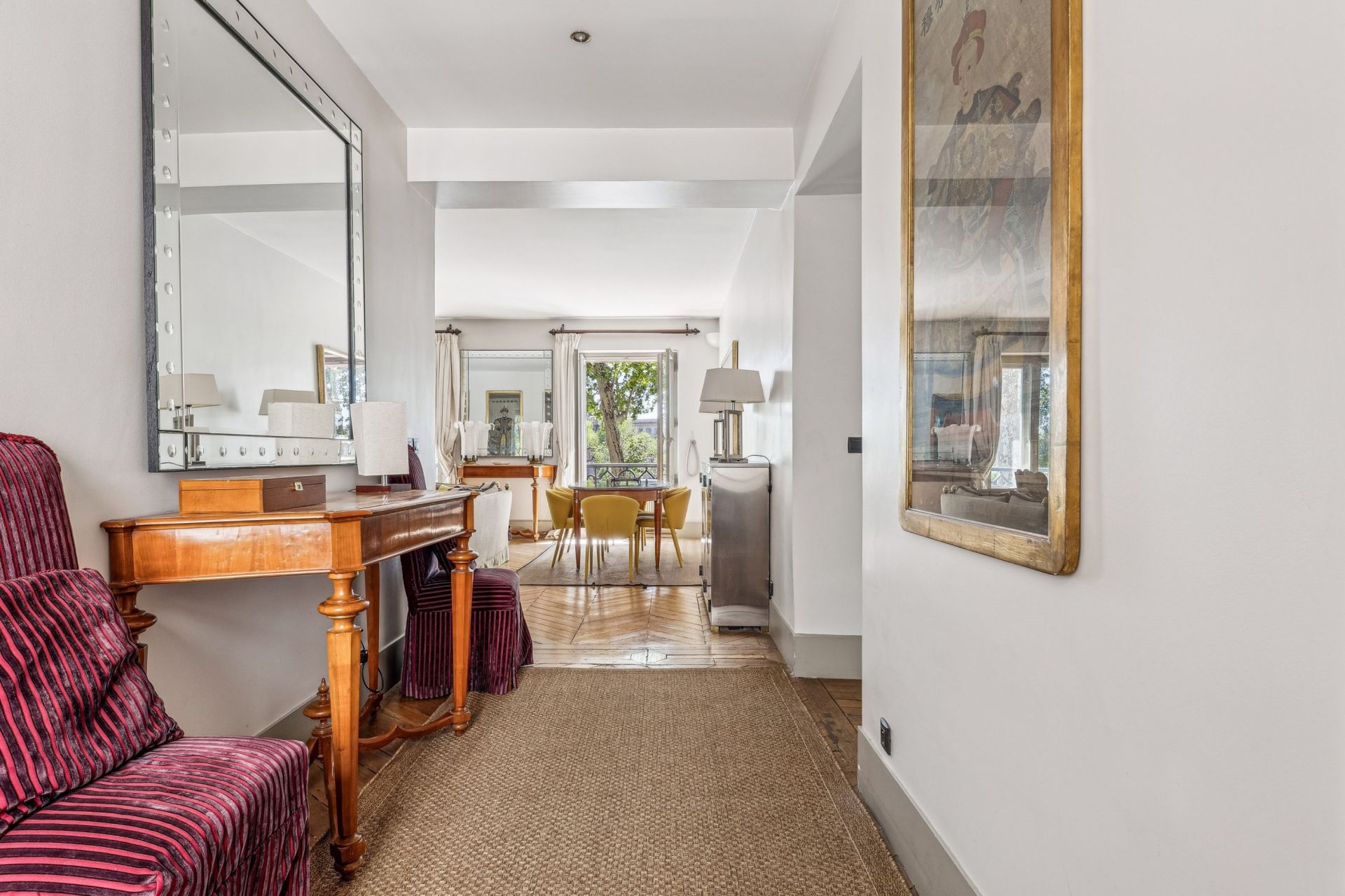 luxury apartment 5 Rooms for sale on PARIS (75001)