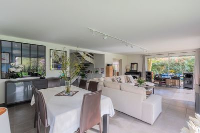 Vente Maison de luxe Mouvaux 8 Pièces 230 m²