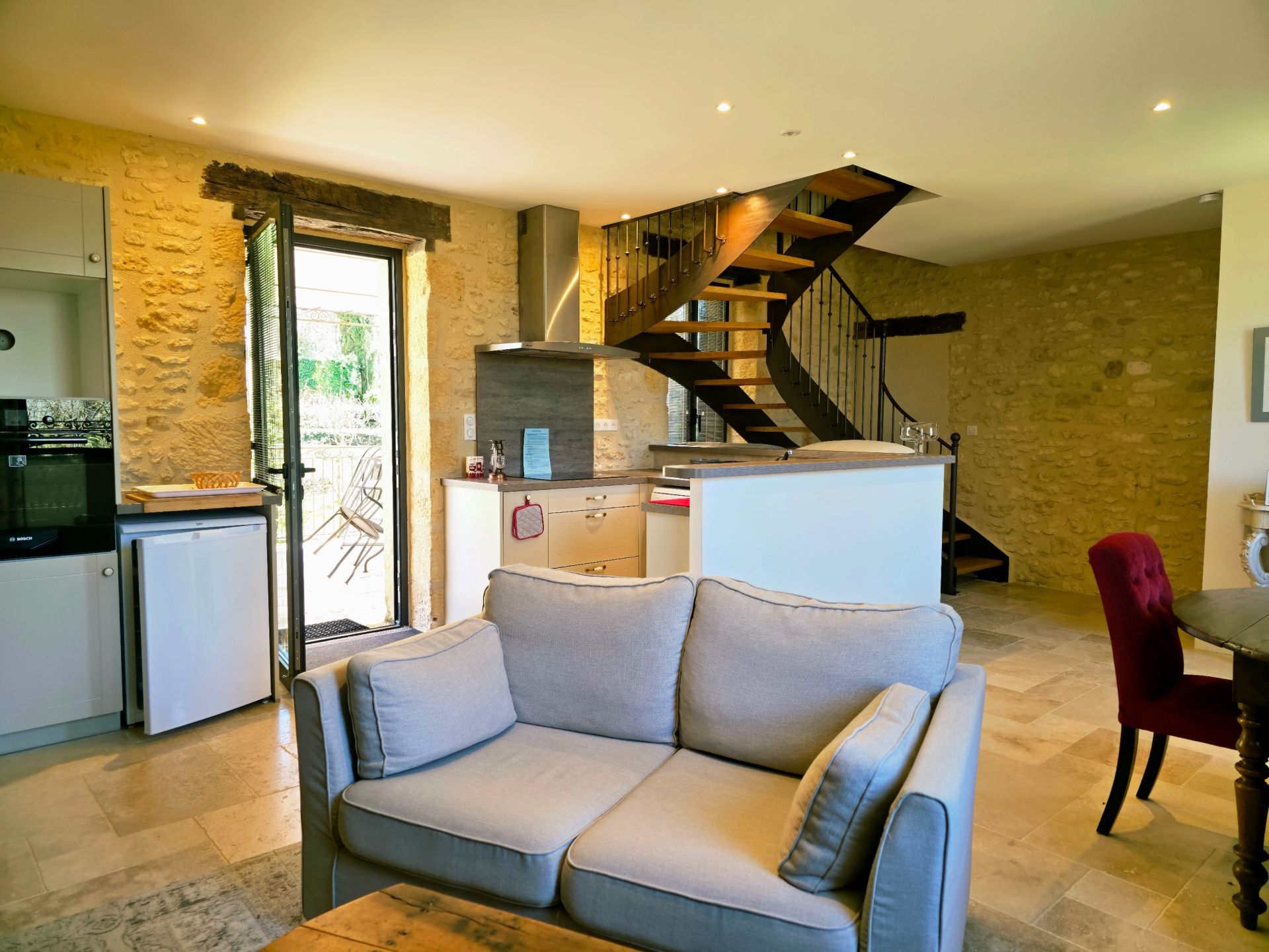 castle 22 Rooms for sale on MONTIGNAC LASCAUX (24290)