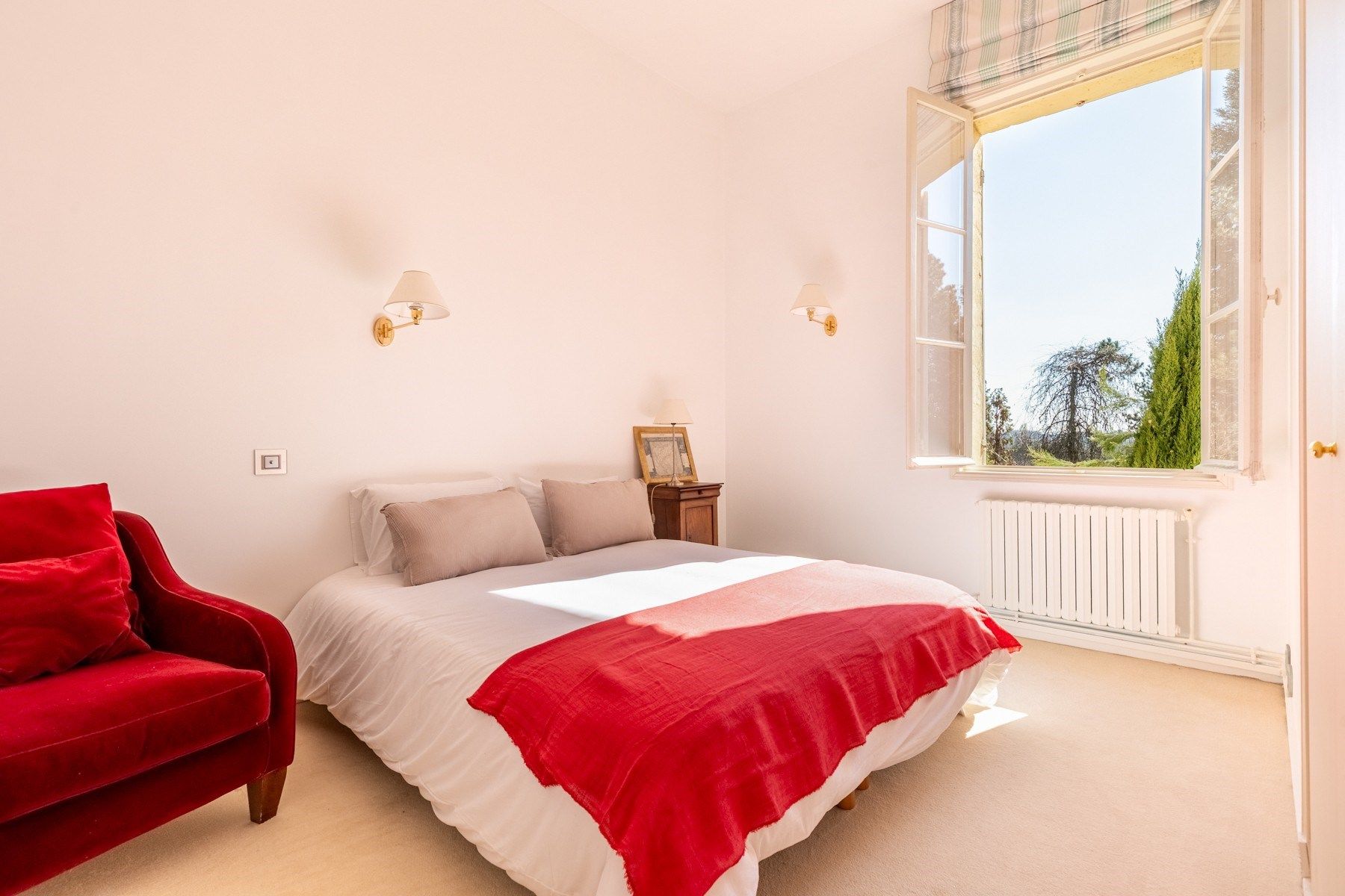 luxury house 11 Rooms for sale on BORDEAUX (33000)