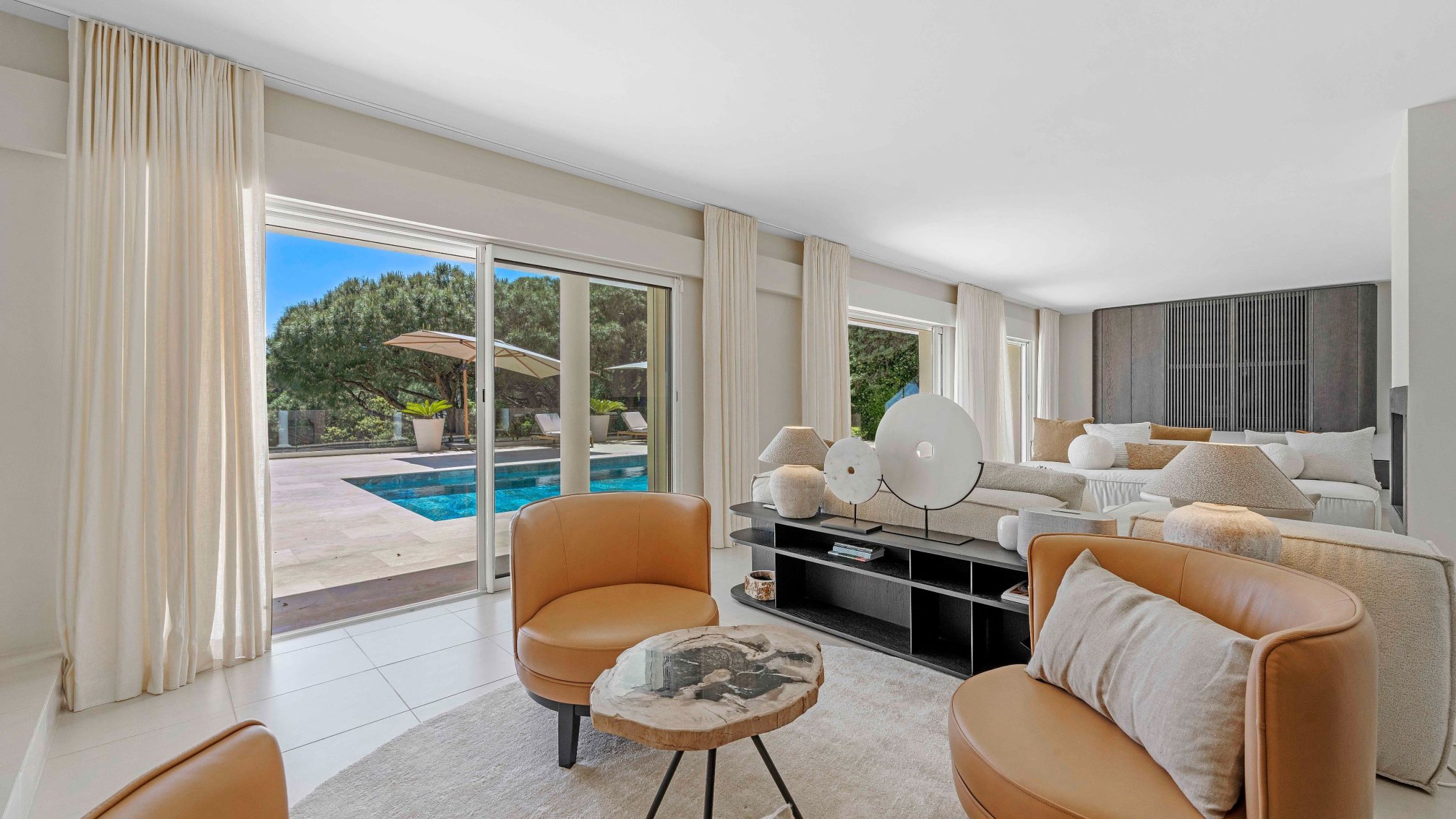 maison contemporaine 7 Pièces en vente sur STE MAXIME (83120)