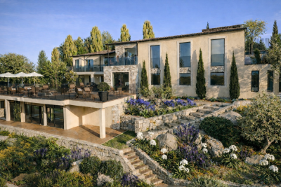 Vente Maison contemporaine Sainte-Maxime 7&nbsp;Pièces 250&nbsp;m²