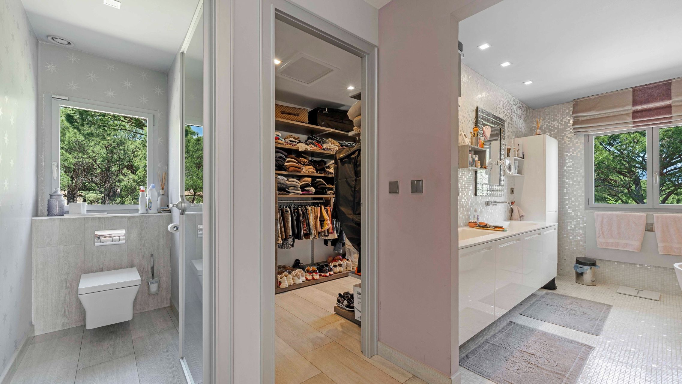 luxury villa 12 Rooms for sale on LE PLAN DE LA TOUR (83120)