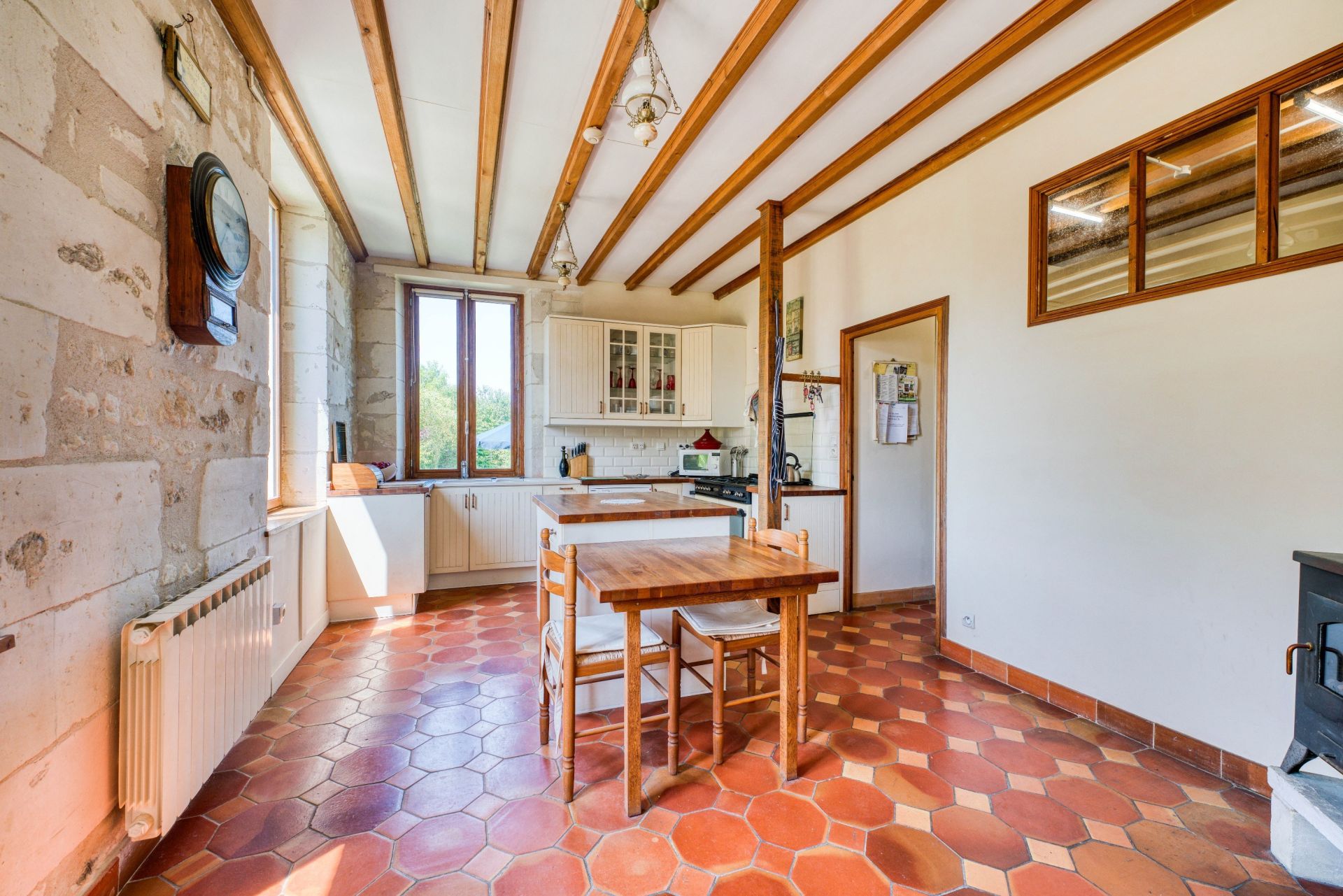 maison de luxe 8 Pièces en vente sur ST DIZANT DU GUA (17240)