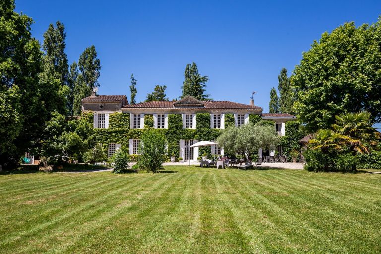 château 12 Pièces en vente sur BORDEAUX (33000)
