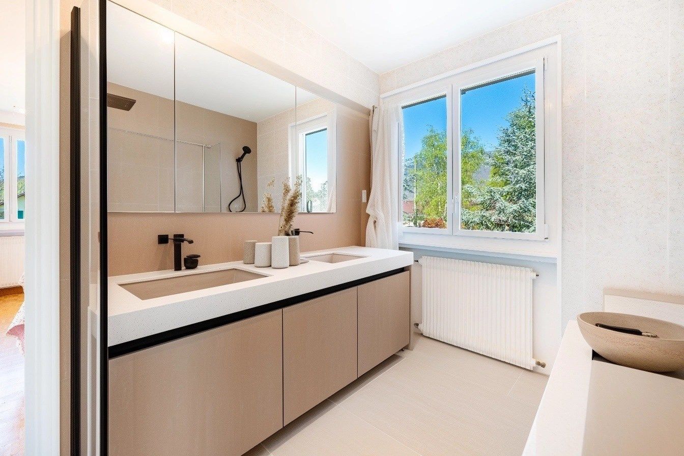 maison de luxe 10 Pièces en vente sur DIVONNE LES BAINS (01220)