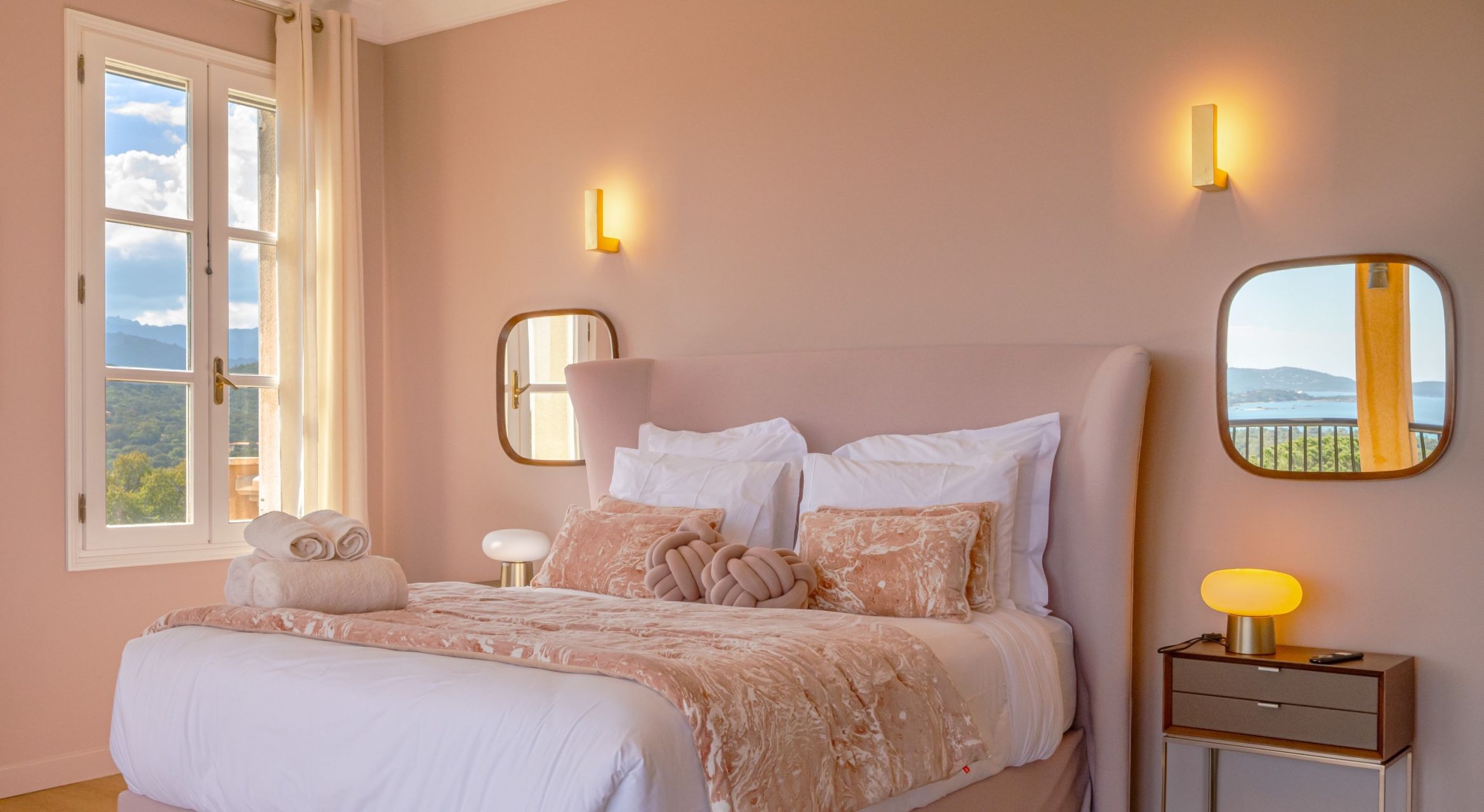 château 13 Pièces en location saisonnière sur ZONZA (20144)