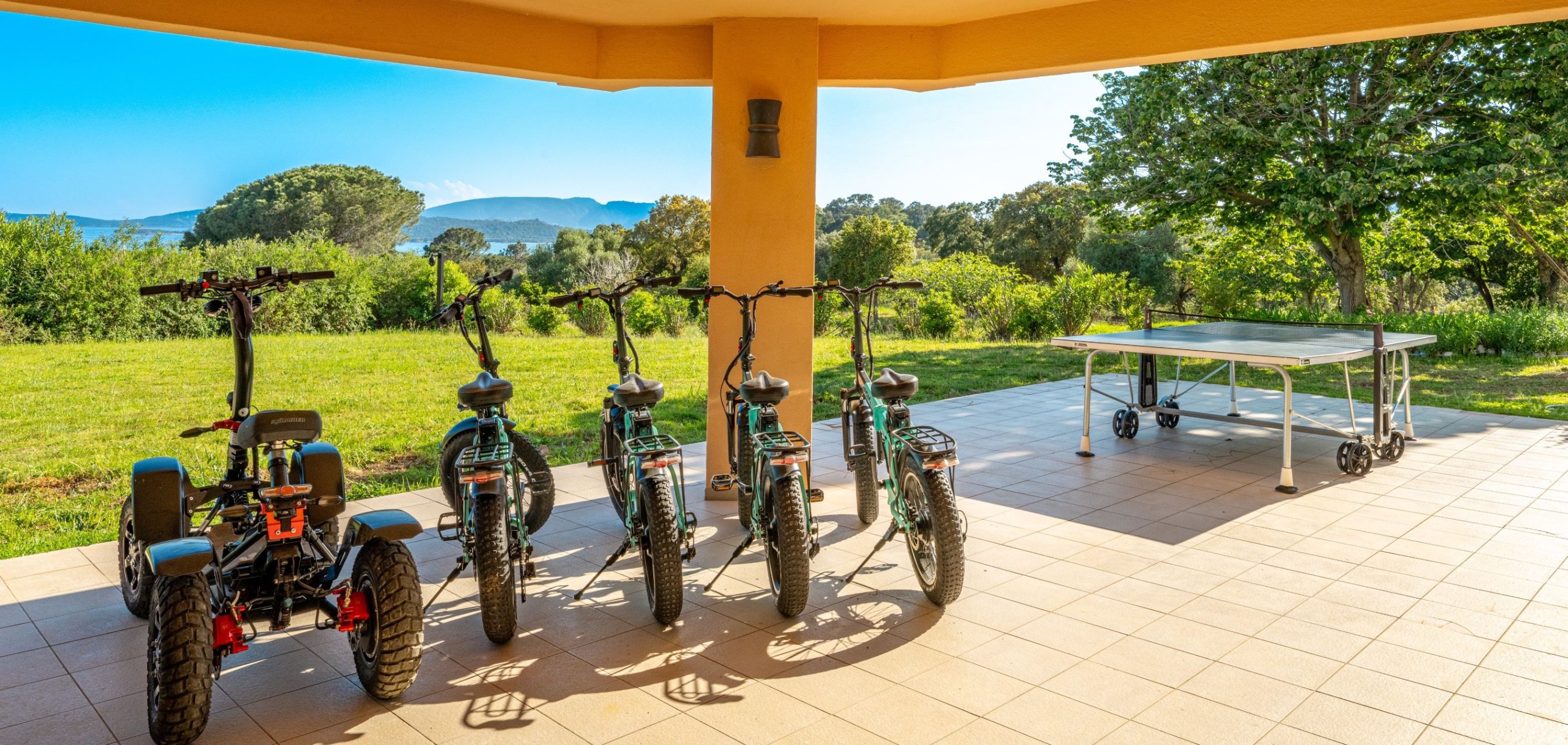 château 13 Pièces en location saisonnière sur ZONZA (20144)