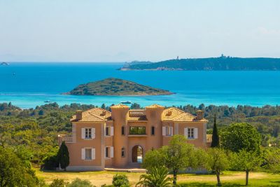 Vacances Château Zonza 13 Pièces 550 m²