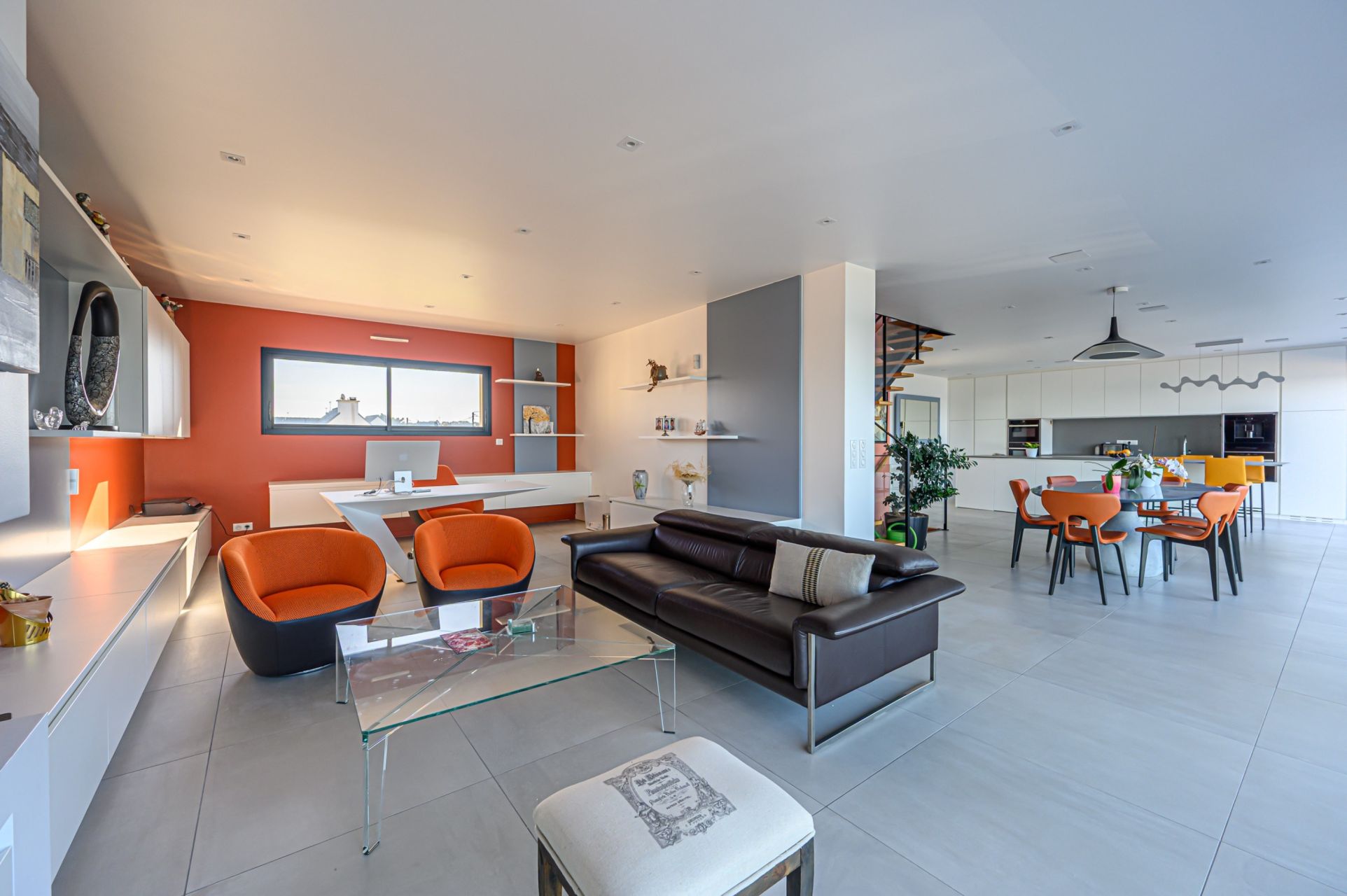 luxury house 6 Rooms for sale on PLOEMEUR (56270)