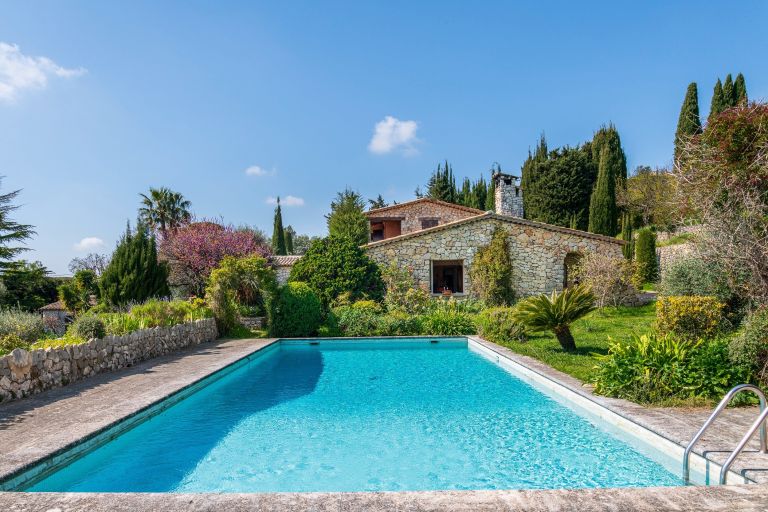 bastide 11 Pièces en vente sur TOURRETTES SUR LOUP (06140)