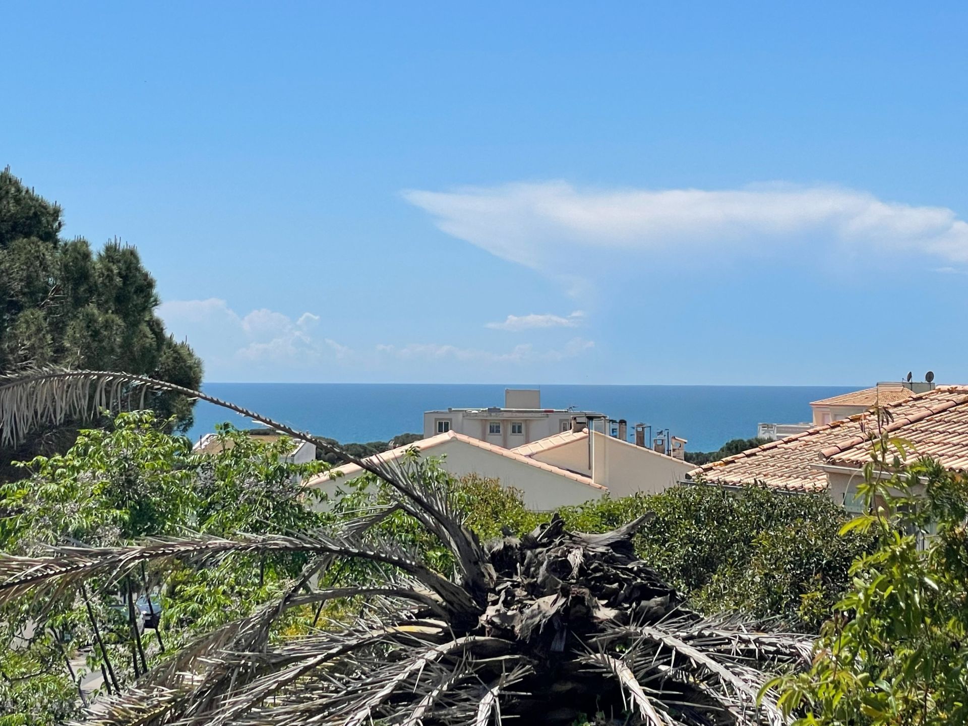 luxury house 6 Rooms for sale on SETE (34200)