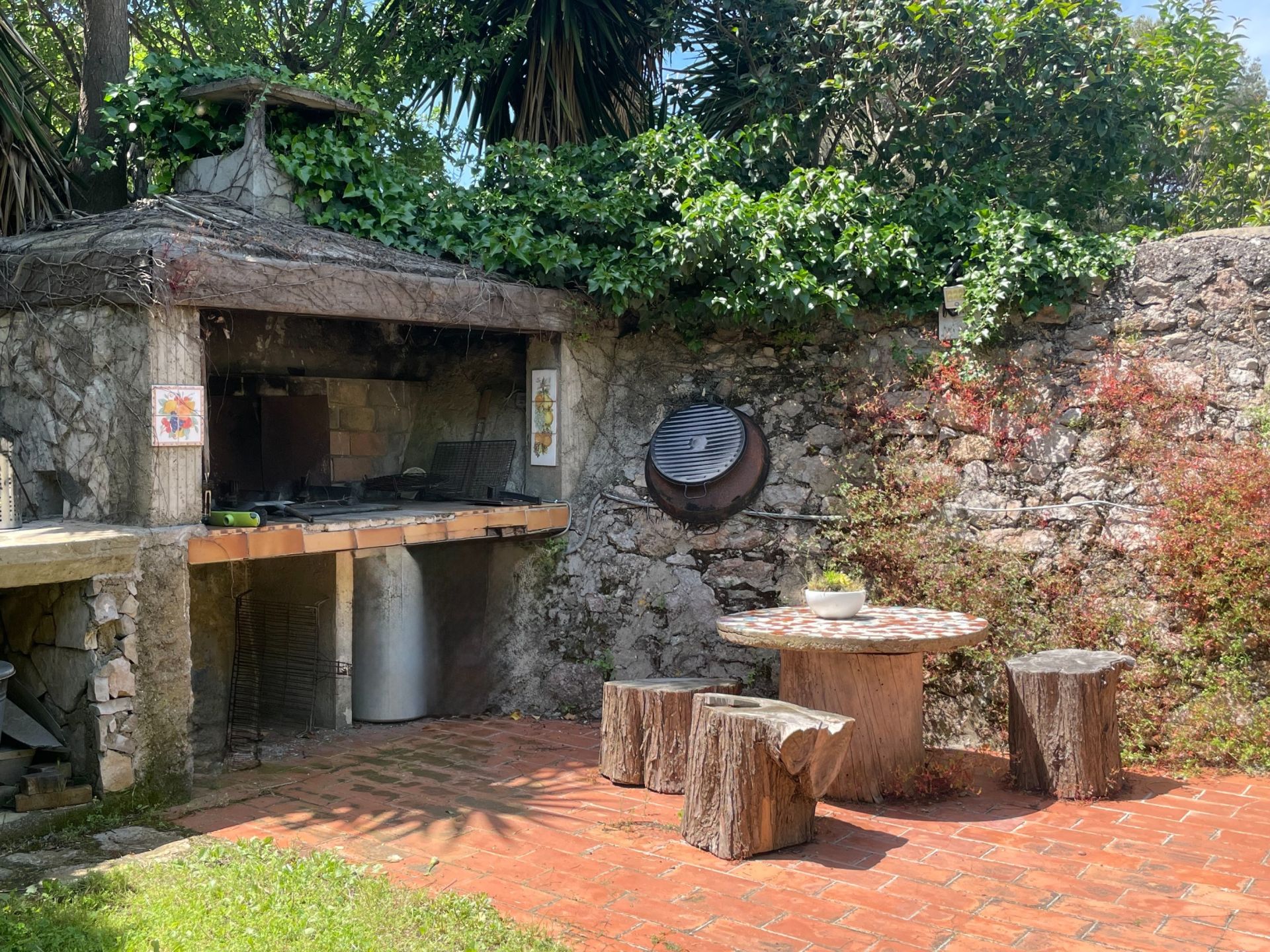 luxury house 6 Rooms for sale on SETE (34200)