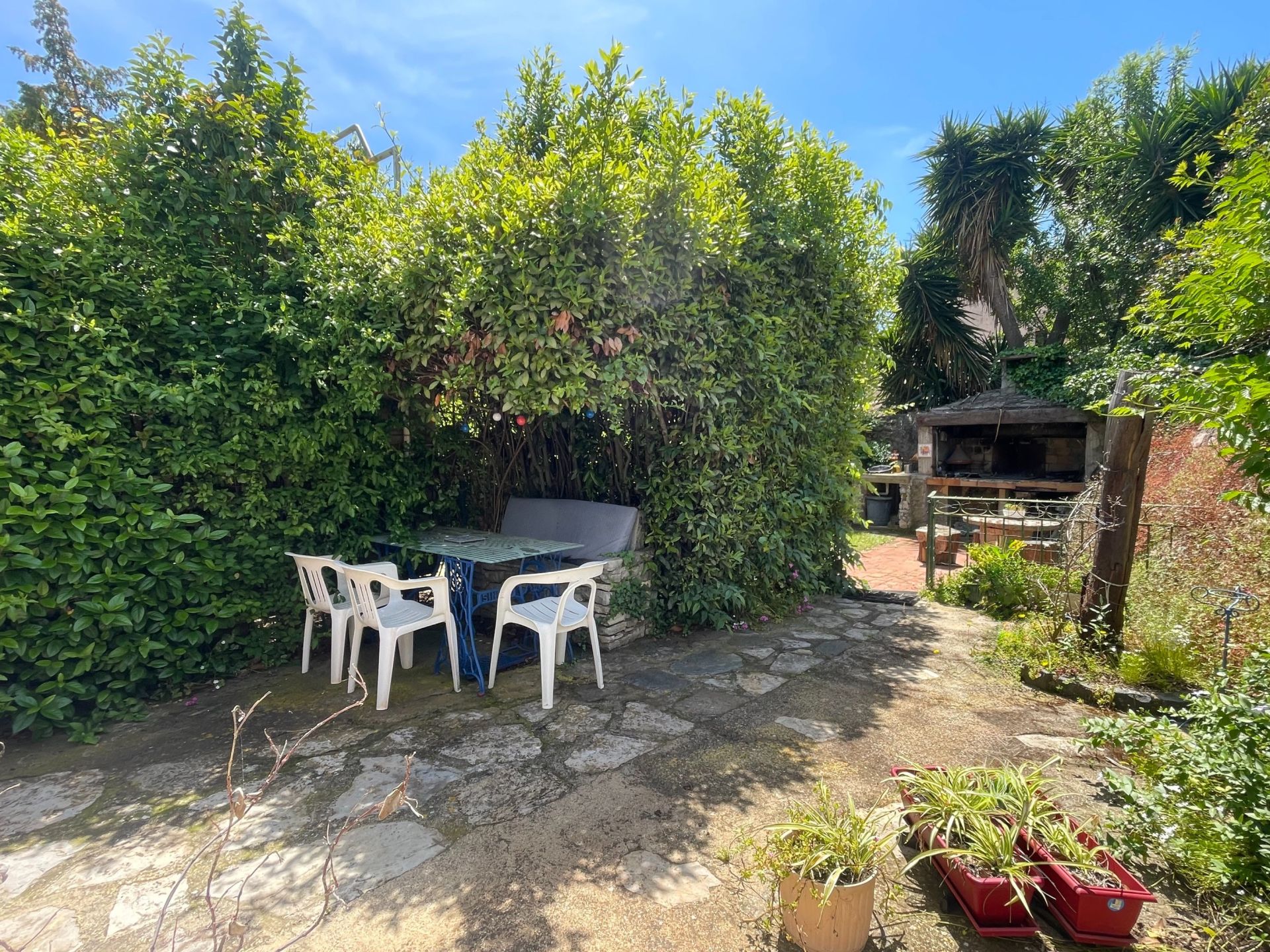 luxury house 6 Rooms for sale on SETE (34200)