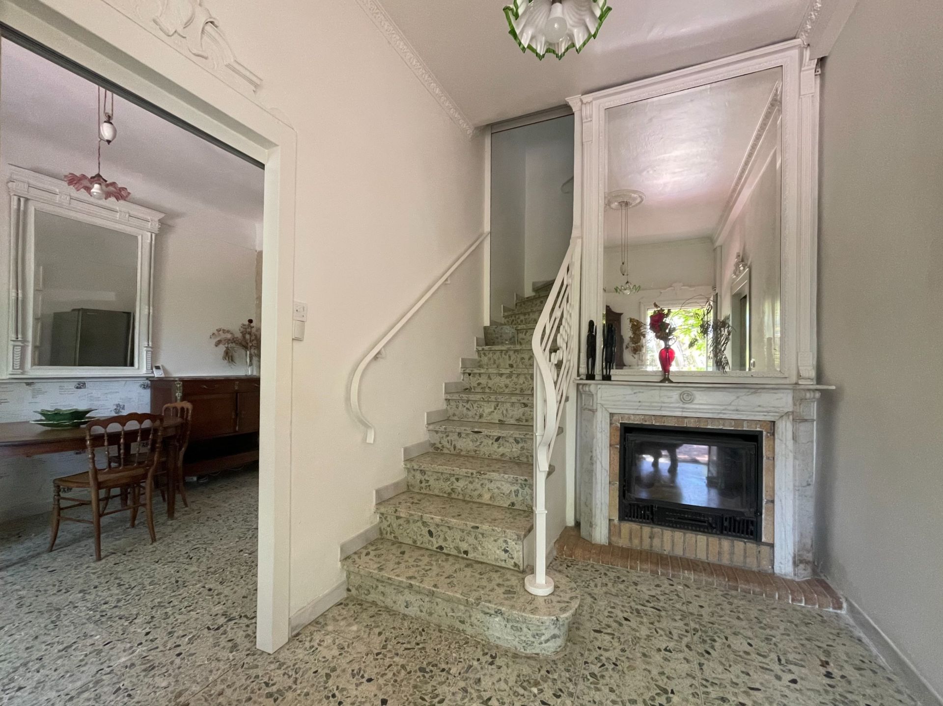 luxury house 6 Rooms for sale on SETE (34200)