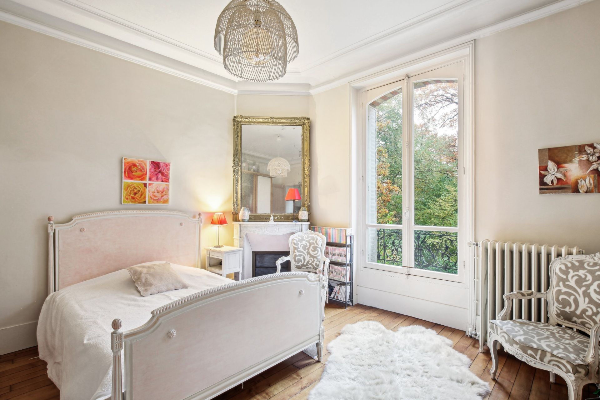 luxury house 9 Rooms for sale on ST GERMAIN EN LAYE (78100)