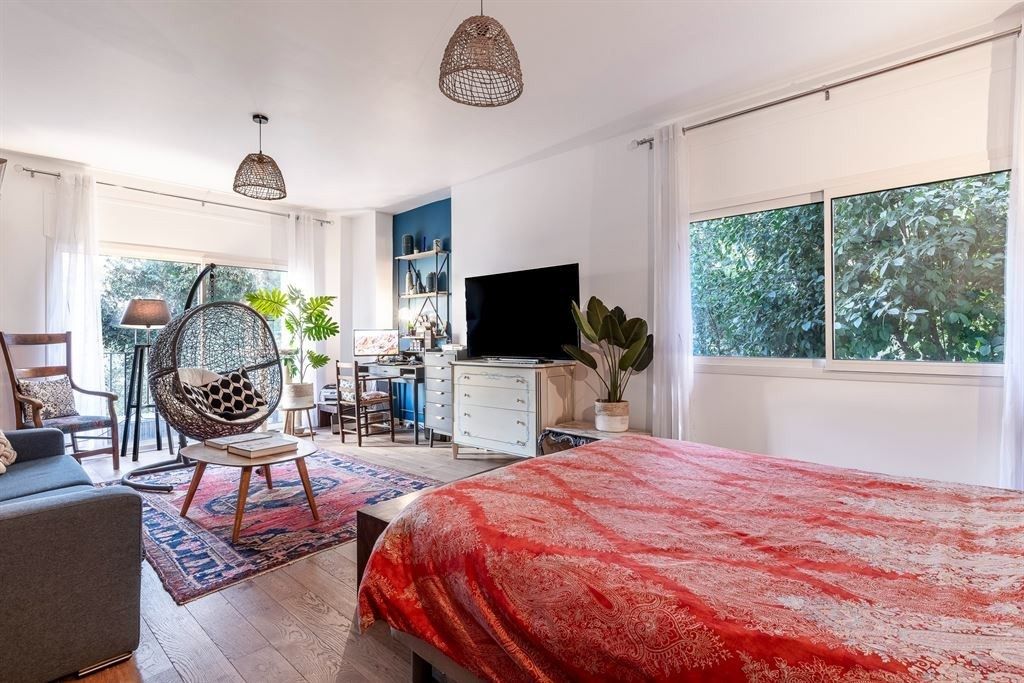 maison bourgeoise 8 Pièces en vente sur NICE (06000)