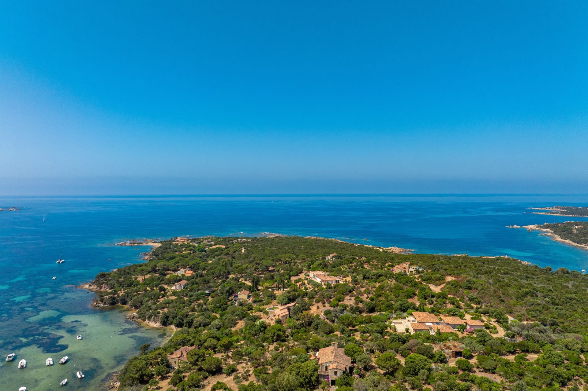 luxury villa 7 Rooms for sale on SARTENE (20100)