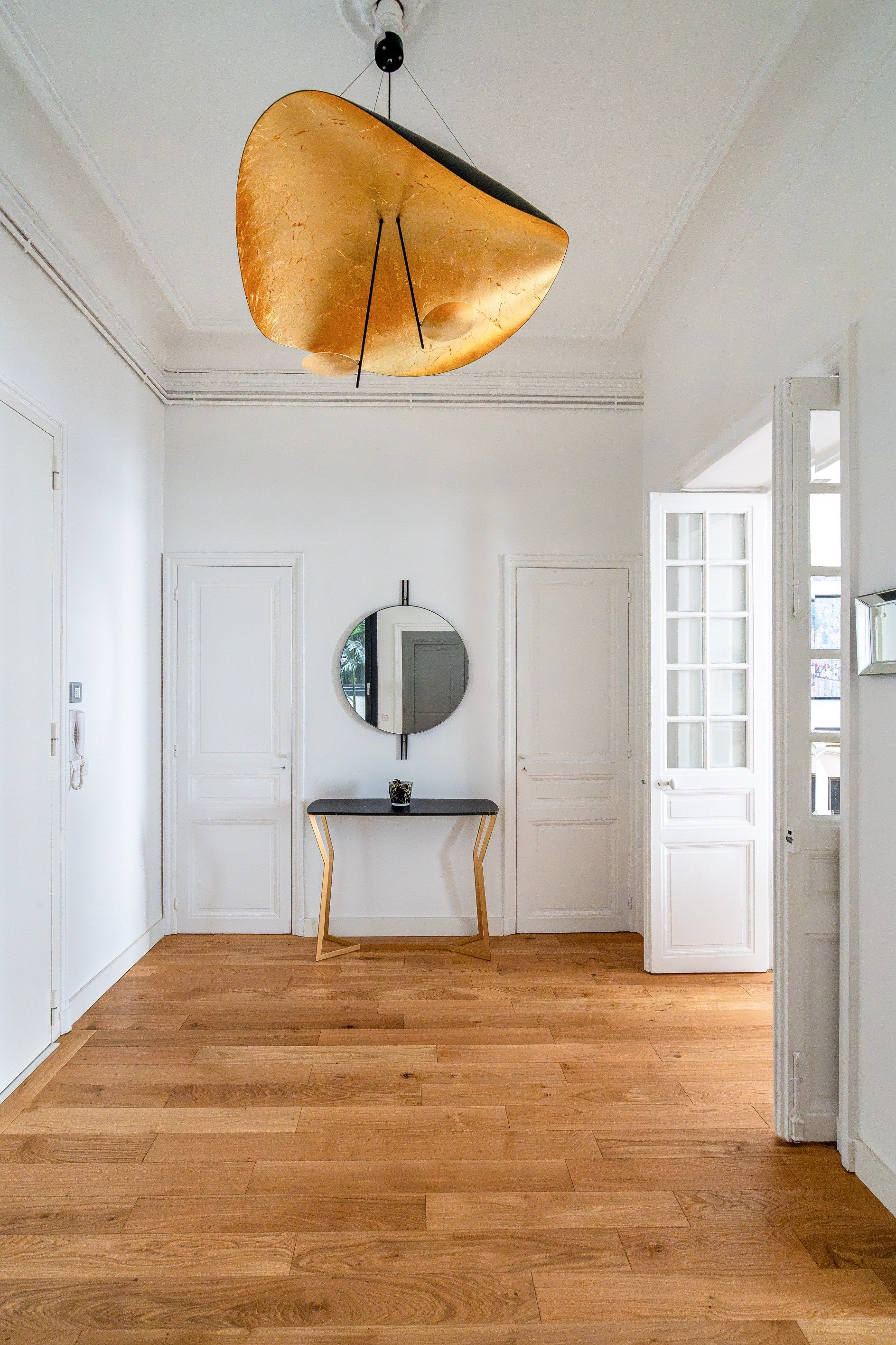 luxury apartment 5 Rooms for sale on MARSEILLE (13008)