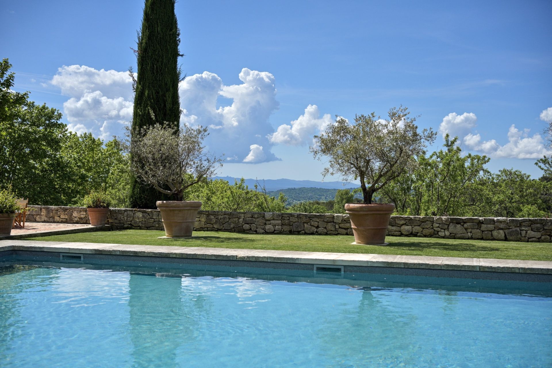 bastide 17 Rooms for sale on AIX EN PROVENCE (13100)