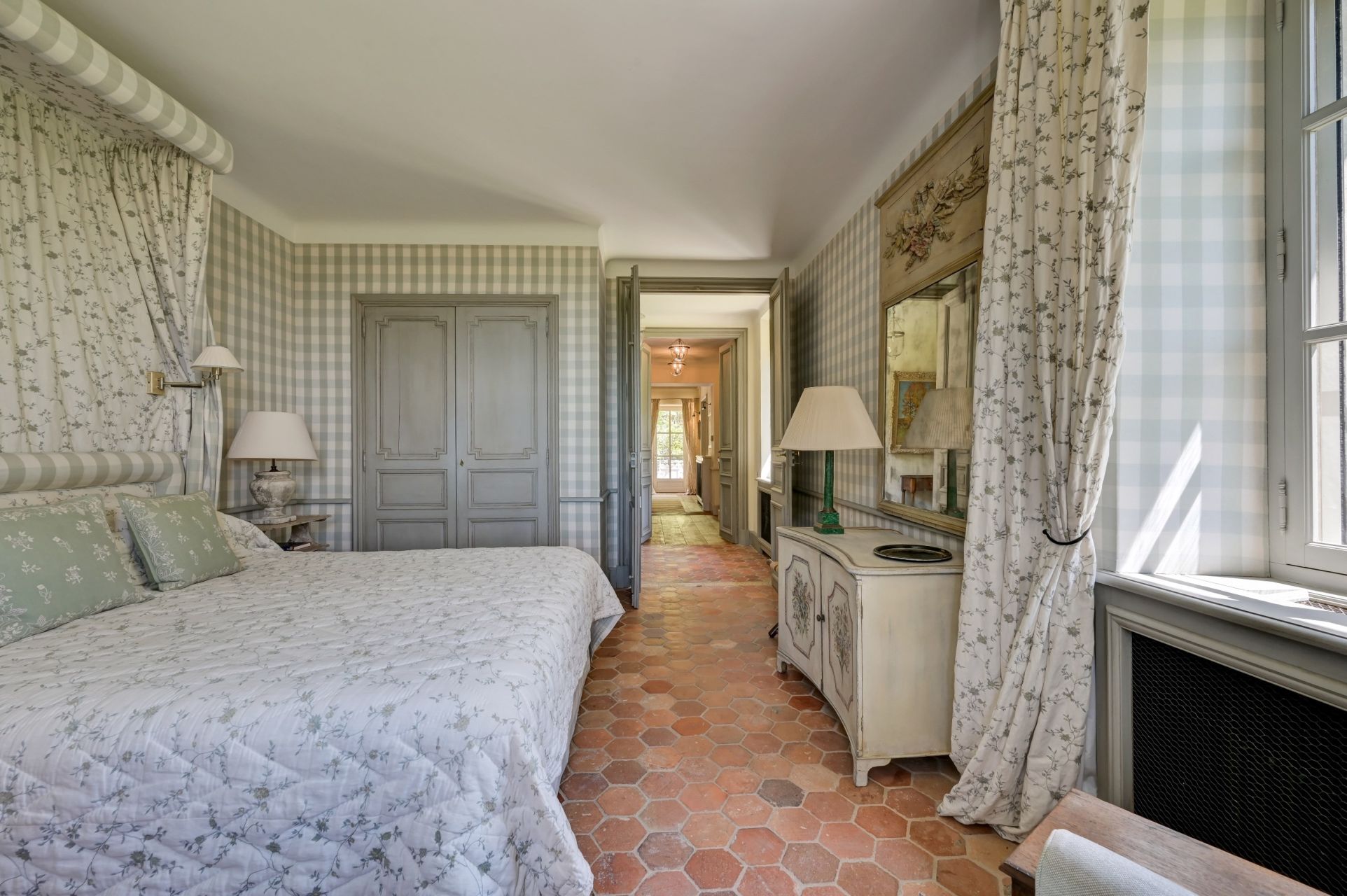 bastide 17 Rooms for sale on AIX EN PROVENCE (13100)