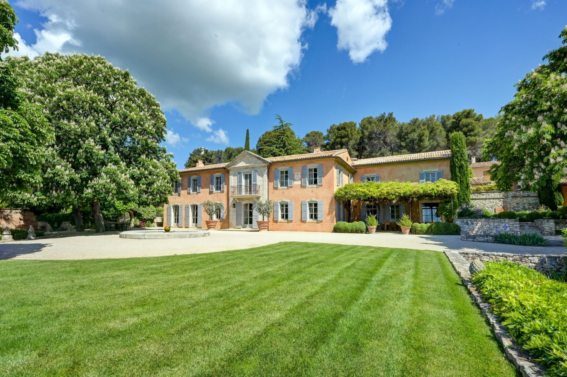 bastide 17 Rooms for sale on AIX EN PROVENCE (13100)