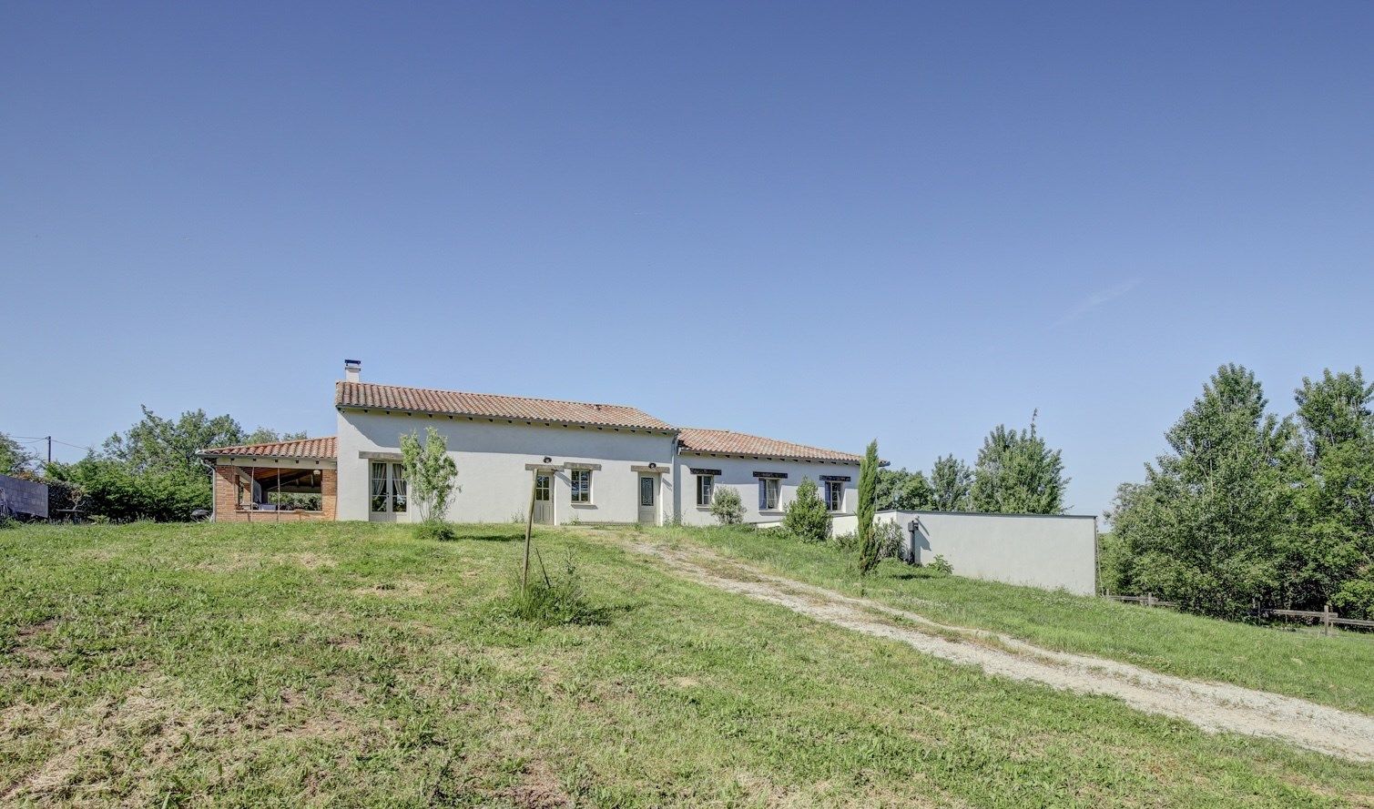 maison de luxe 8 Pièces en vente sur LAVAUR (81500)