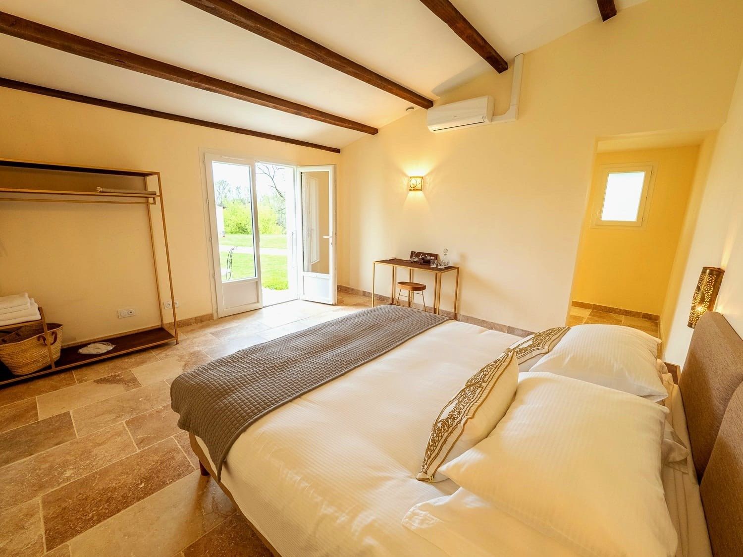 luxury house 20 Rooms for sale on FUMEL (47500)