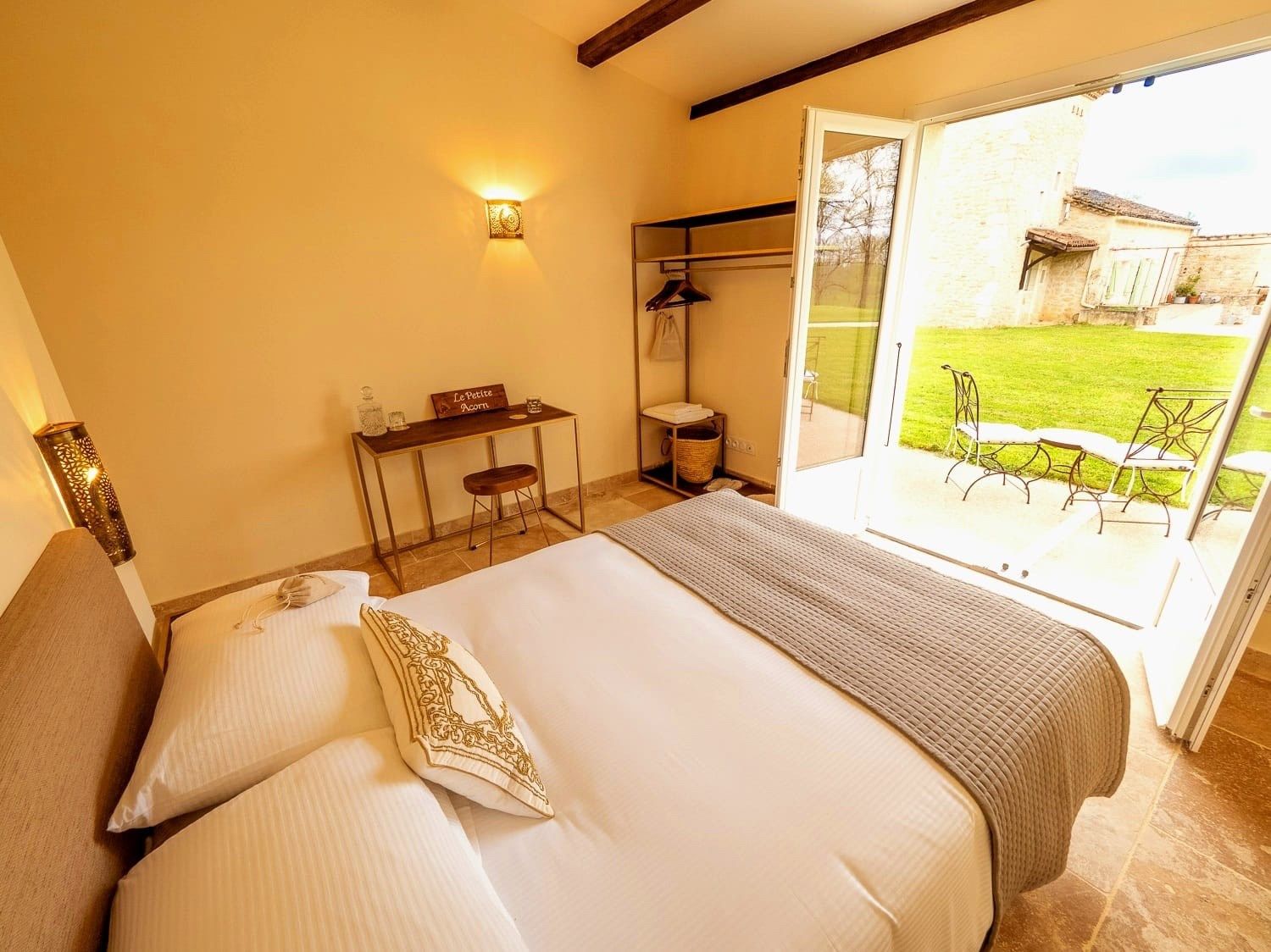 luxury house 20 Rooms for sale on FUMEL (47500)