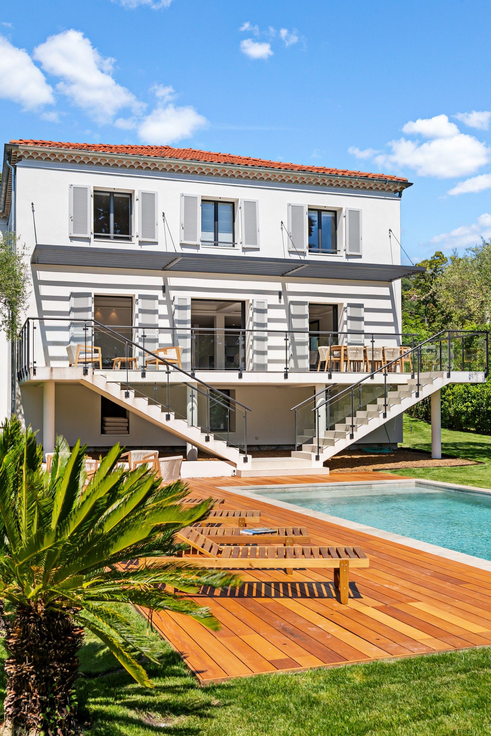 luxury villa 8 Rooms for sale on CANNES (06400)