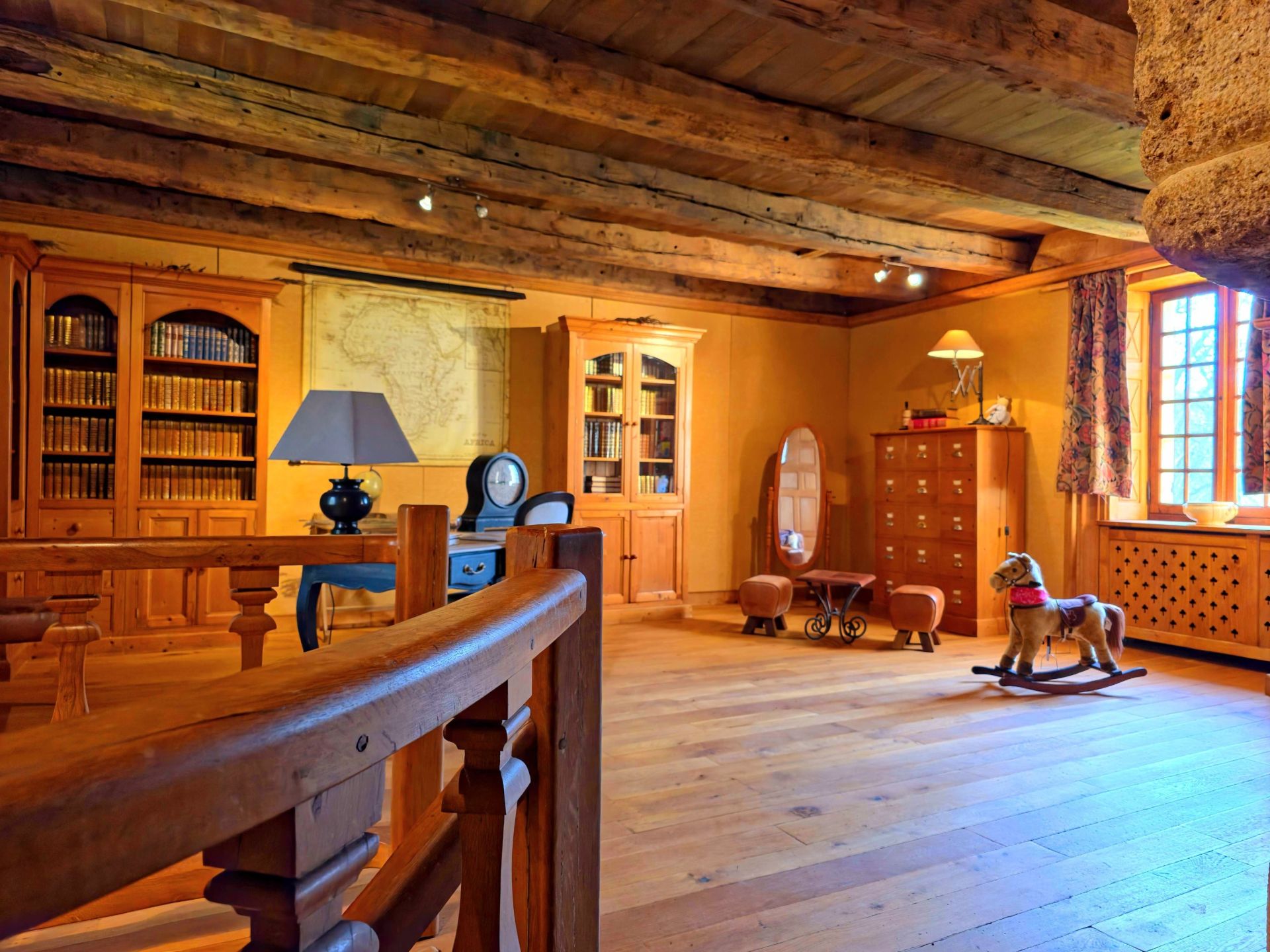 luxury house 8 Rooms for sale on LAVAUR (24550)