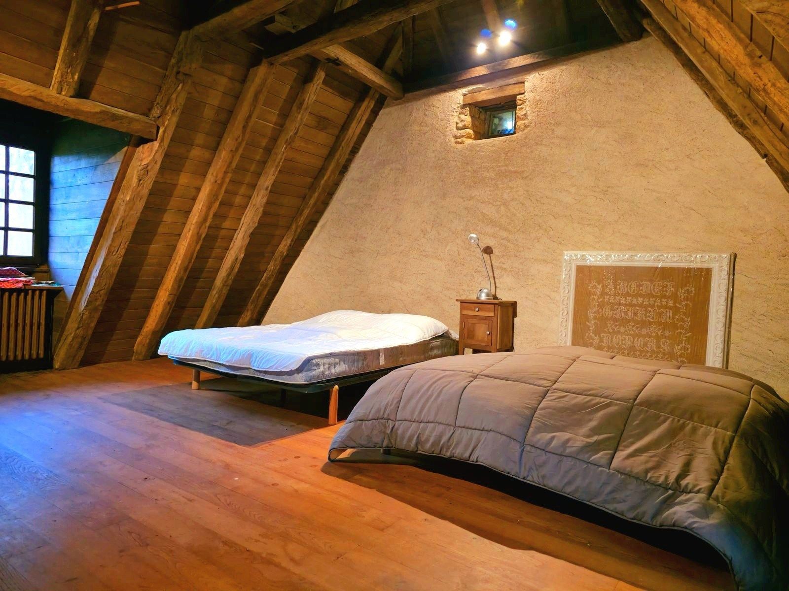 luxury house 8 Rooms for sale on LAVAUR (24550)